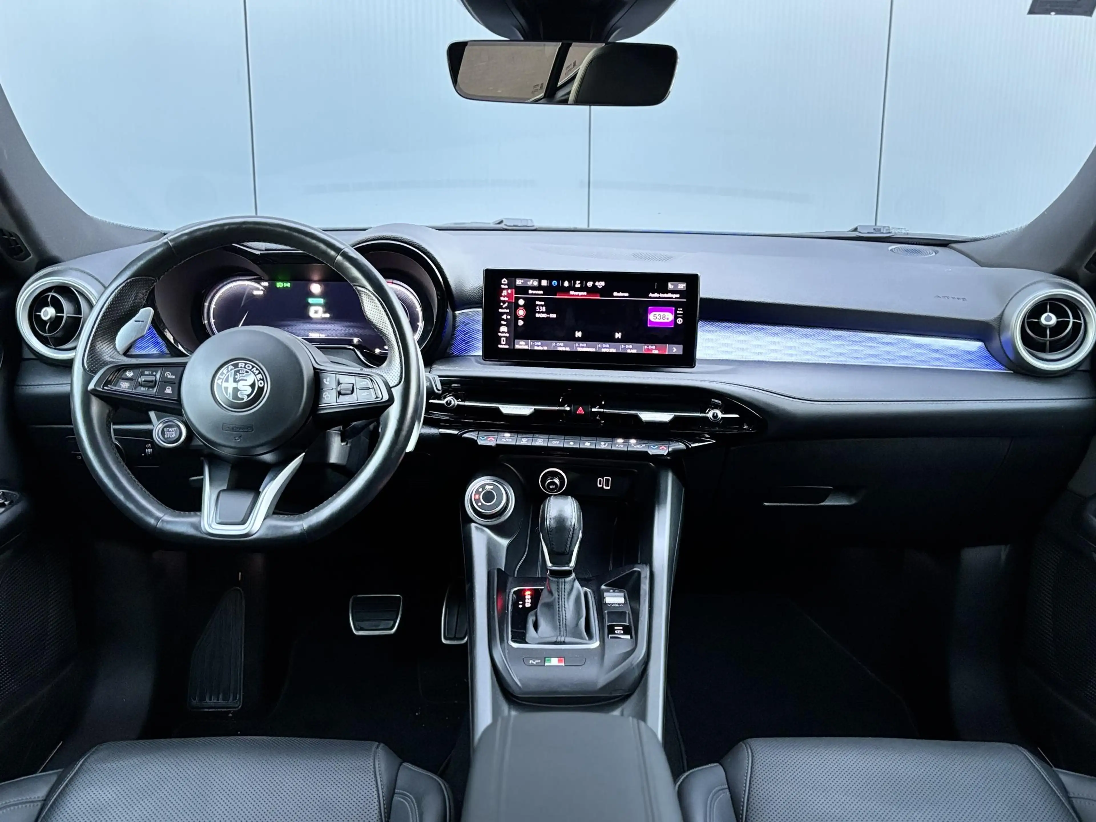 Alfa Romeo Tonale 1.5T Hybrid Edizione Speciale | Apple-Android | De — photo 4