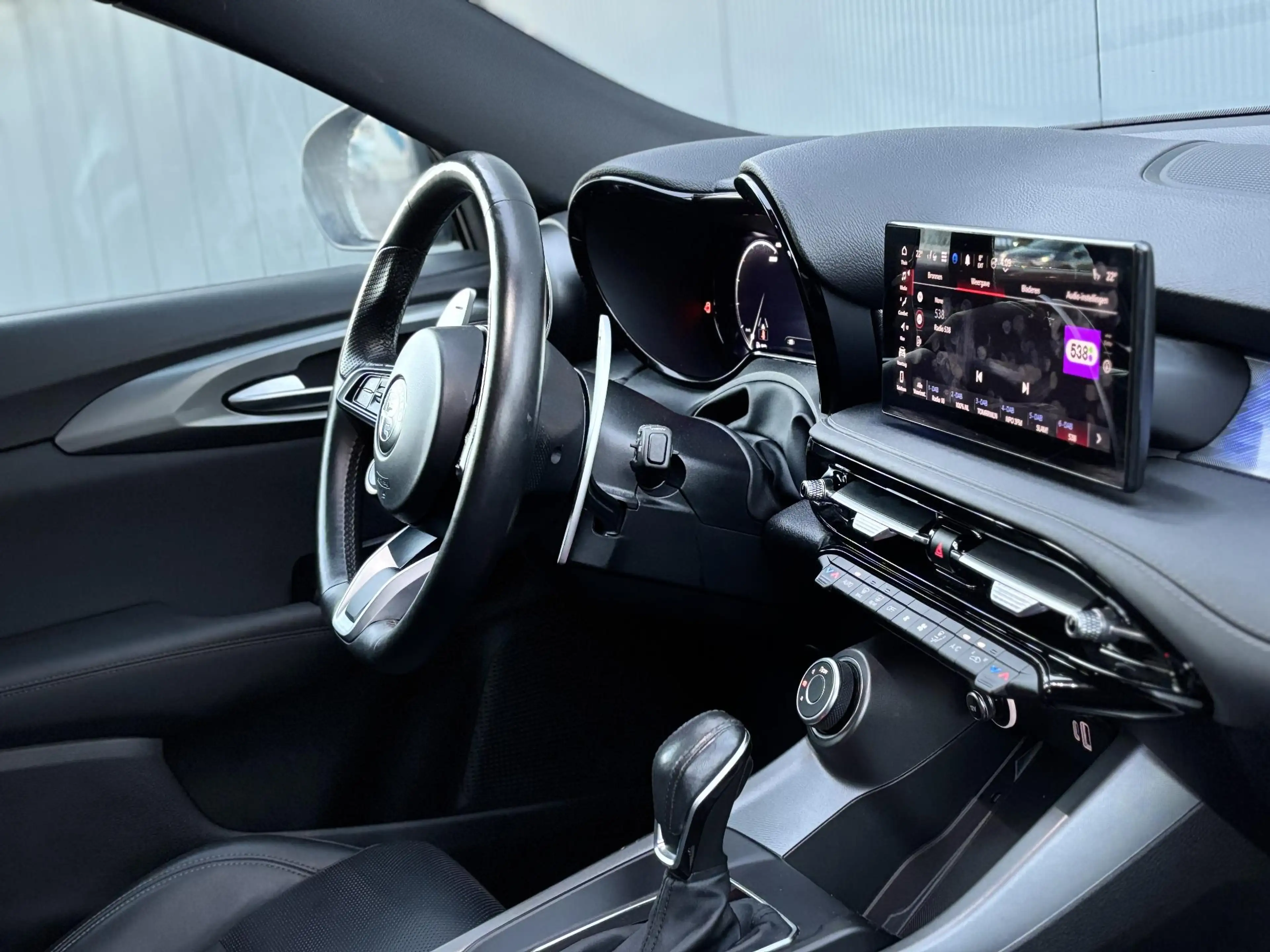 Alfa Romeo Tonale 1.5T Hybrid Edizione Speciale | Apple-Android | De — photo 2