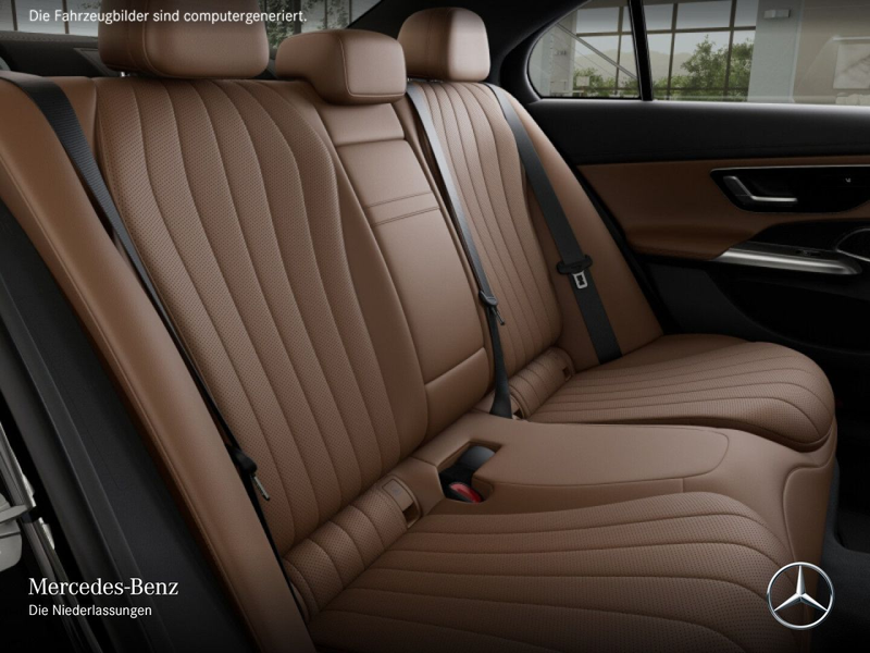 Mercedes-Benz E 450 d 4M AMG Fahrass 360° Pano Navi Premium HUD — photo 12