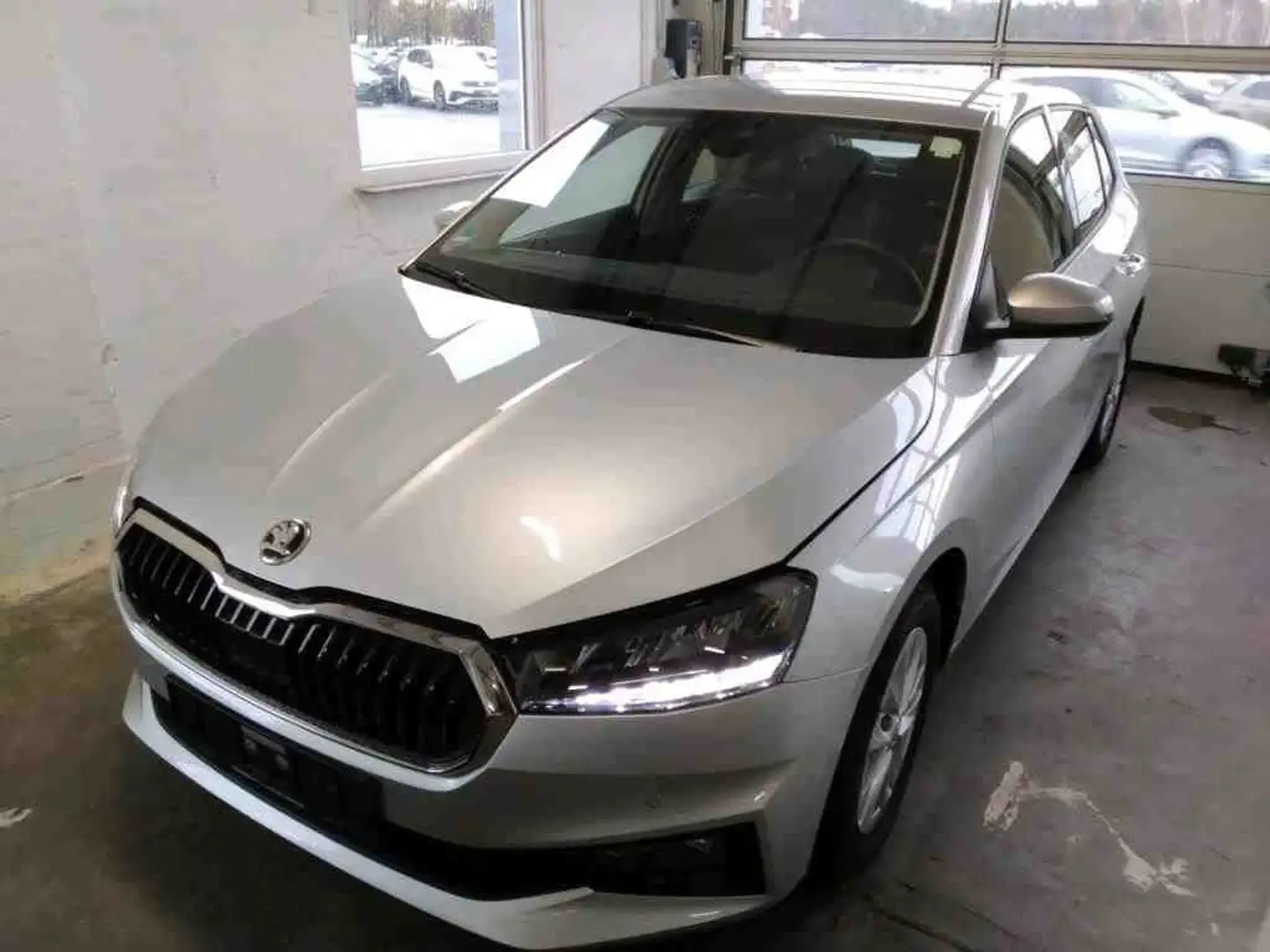 Skoda Fabia Selection 1.0 TSI | LED RFK ACC Navi Silber - 2