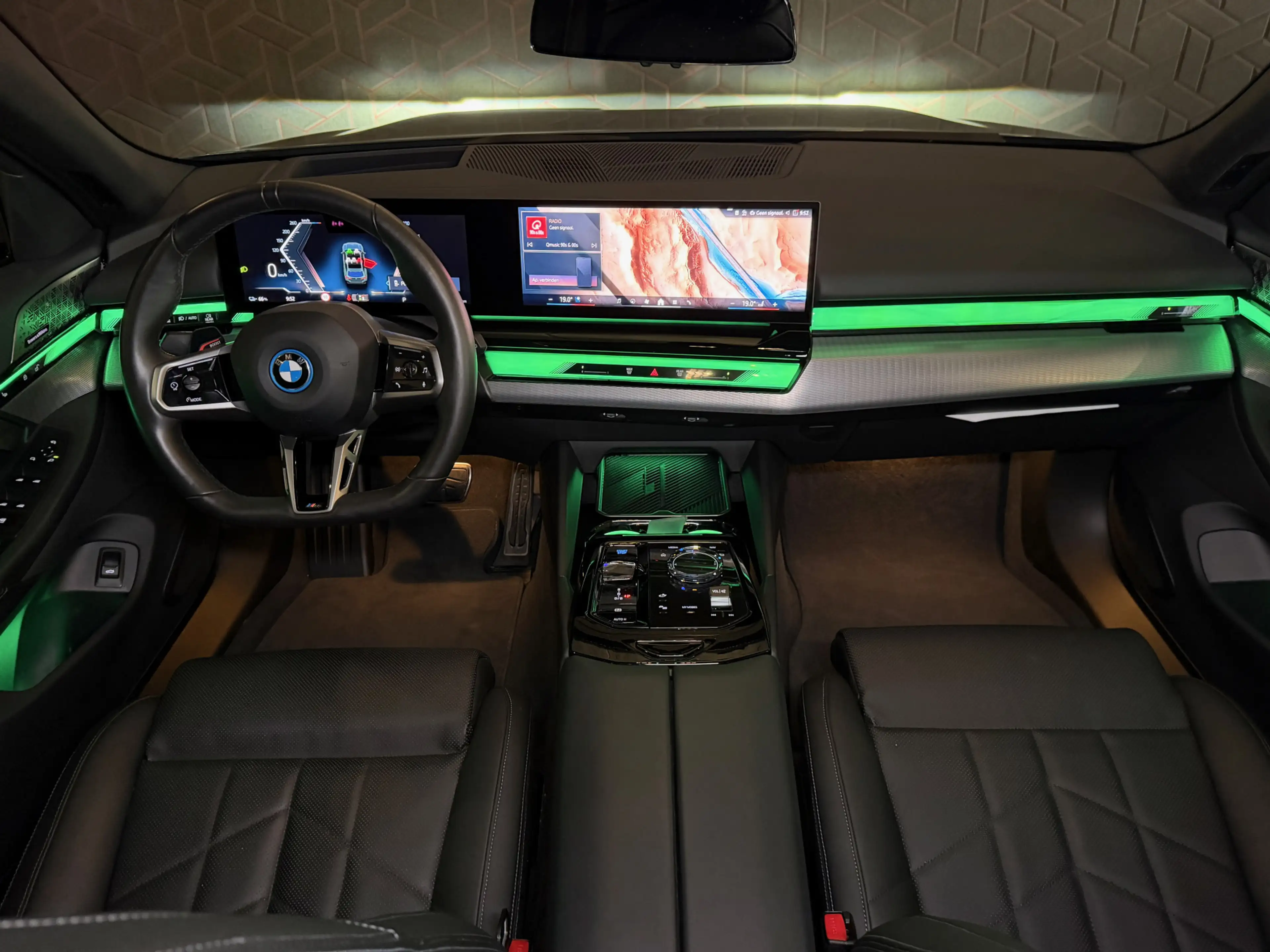 BMW i5 Touring eDrive40 M Sport | Pano | Bowers & Wilkins — photo 13