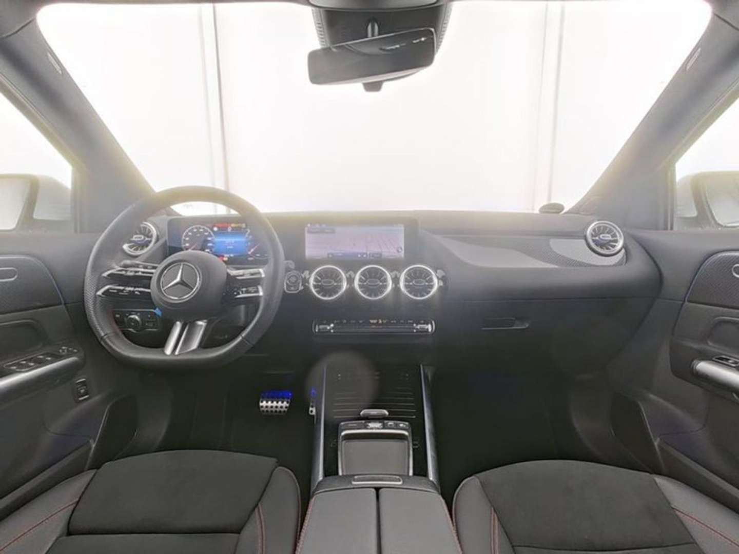 Mercedes GLA 180 AMG Line -  - Joinsteer - #2