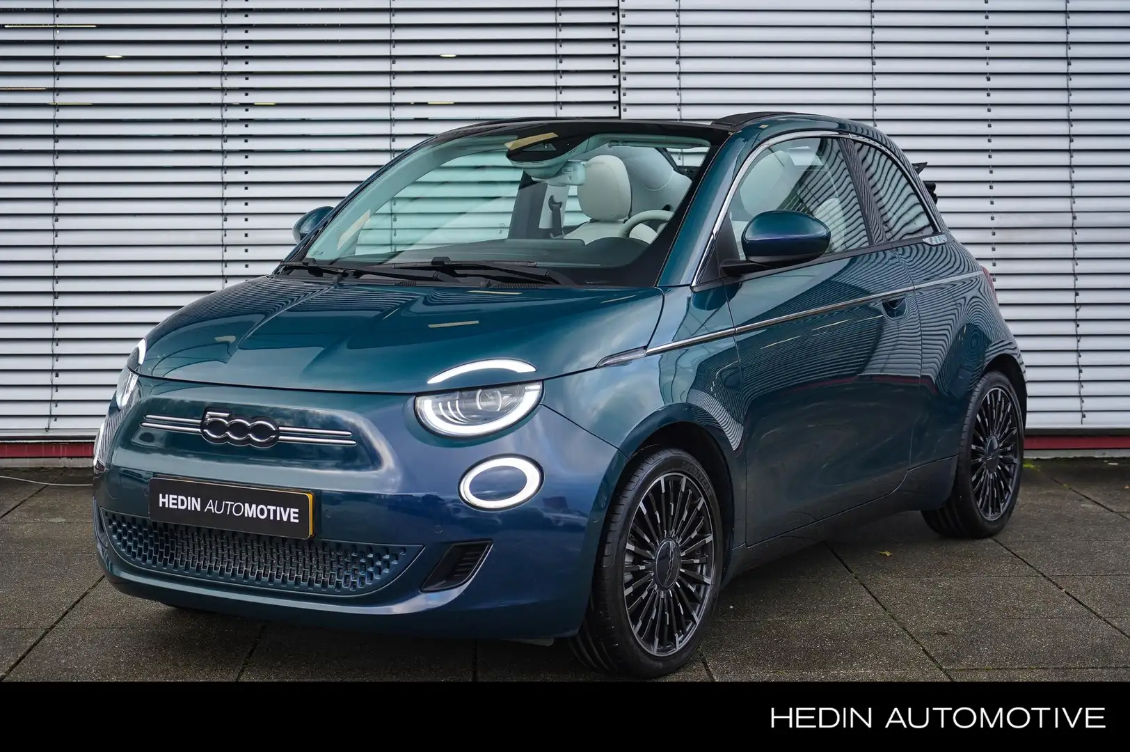 Fiat 500e La Prima 42 kWh Cabrio | LED | Navigatie | AppleCa Groen - 1