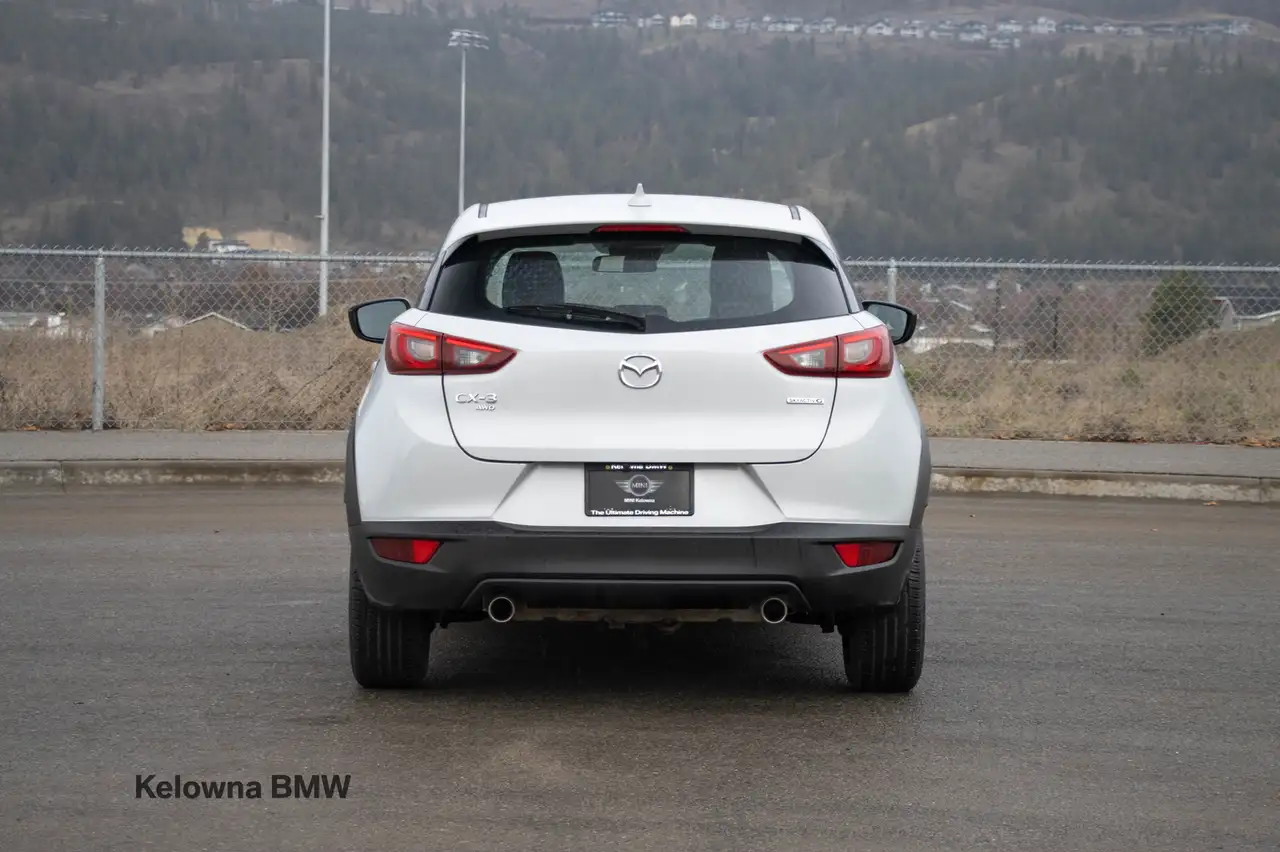 Mazda CX-3 снимка Mazda CX-3