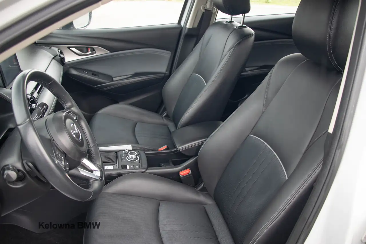 Mazda CX-3 снимка Mazda CX-3
