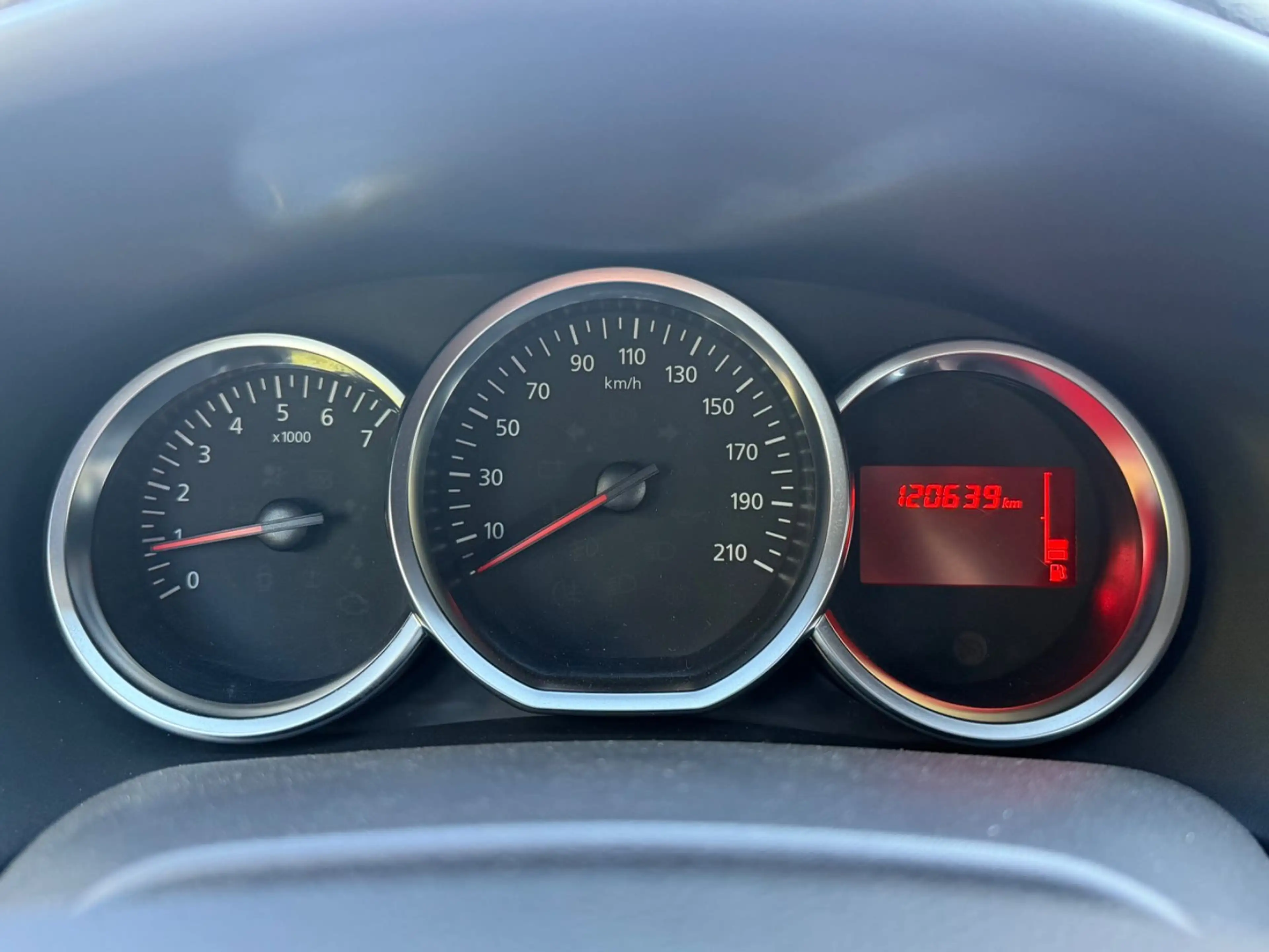 Dacia Logan MCV TCe 90 Stepway Navi Kamera PDC Klima — photo 15