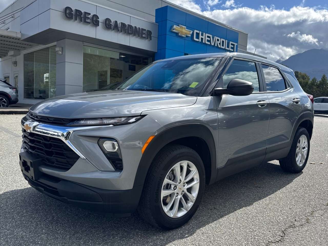 2026 Chevrolet Trailblazer AWD 4dr LS — photo 2