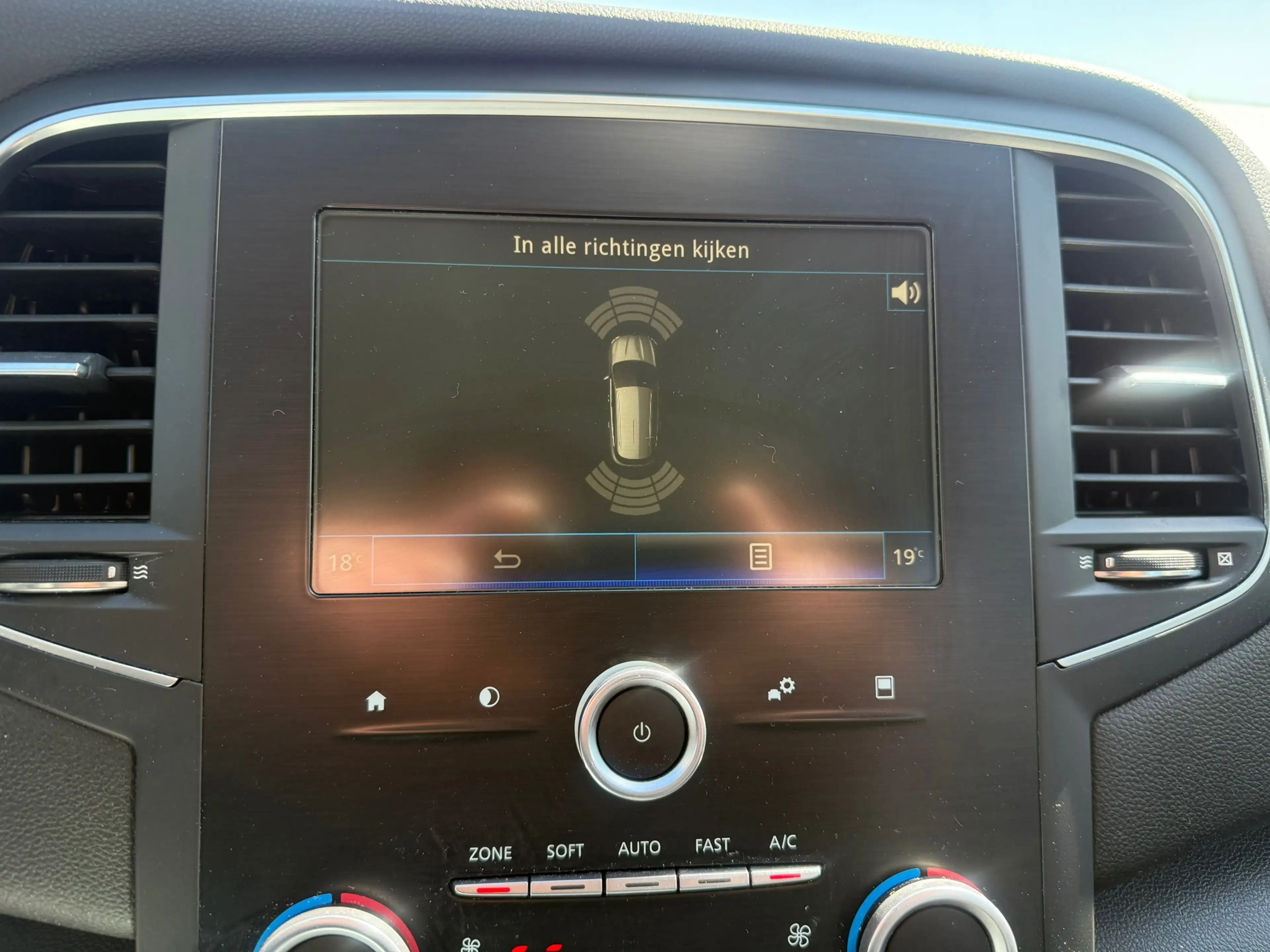 Renault Megane Estate 1.2 TCe Zen 132PK | Cruise | Navi | Stoel V — photo 15
