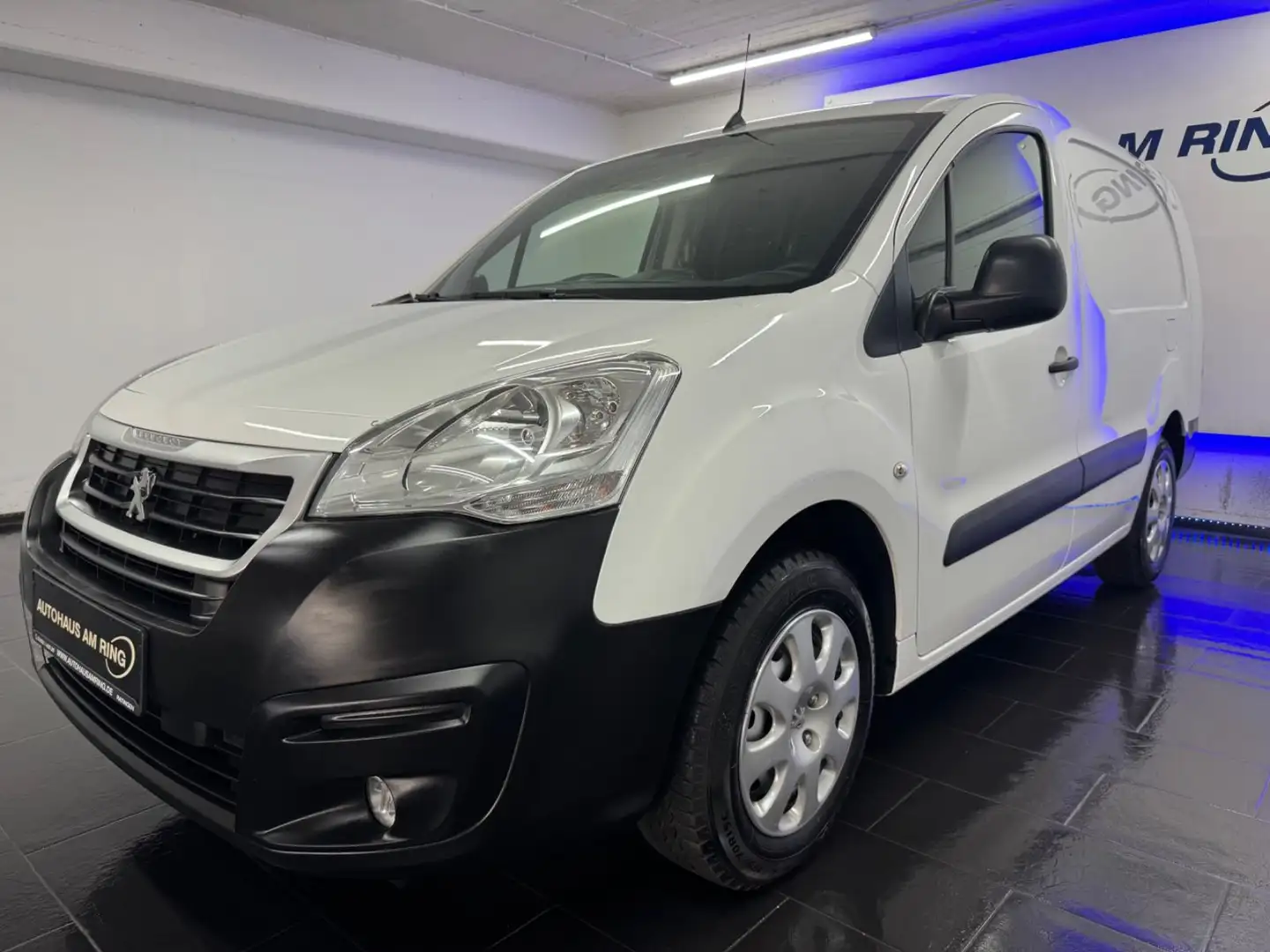 Peugeot Partner L2 Premium Avantage Edition 1HD NAVI PDC Weiß - 2