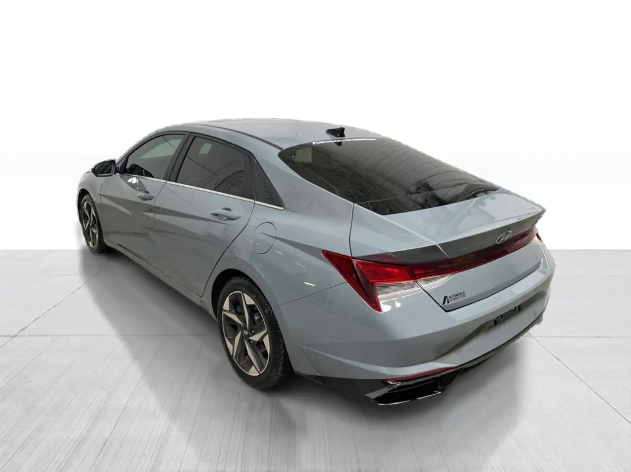 Hyundai ELANTRA снимка Hyundai ELANTRA