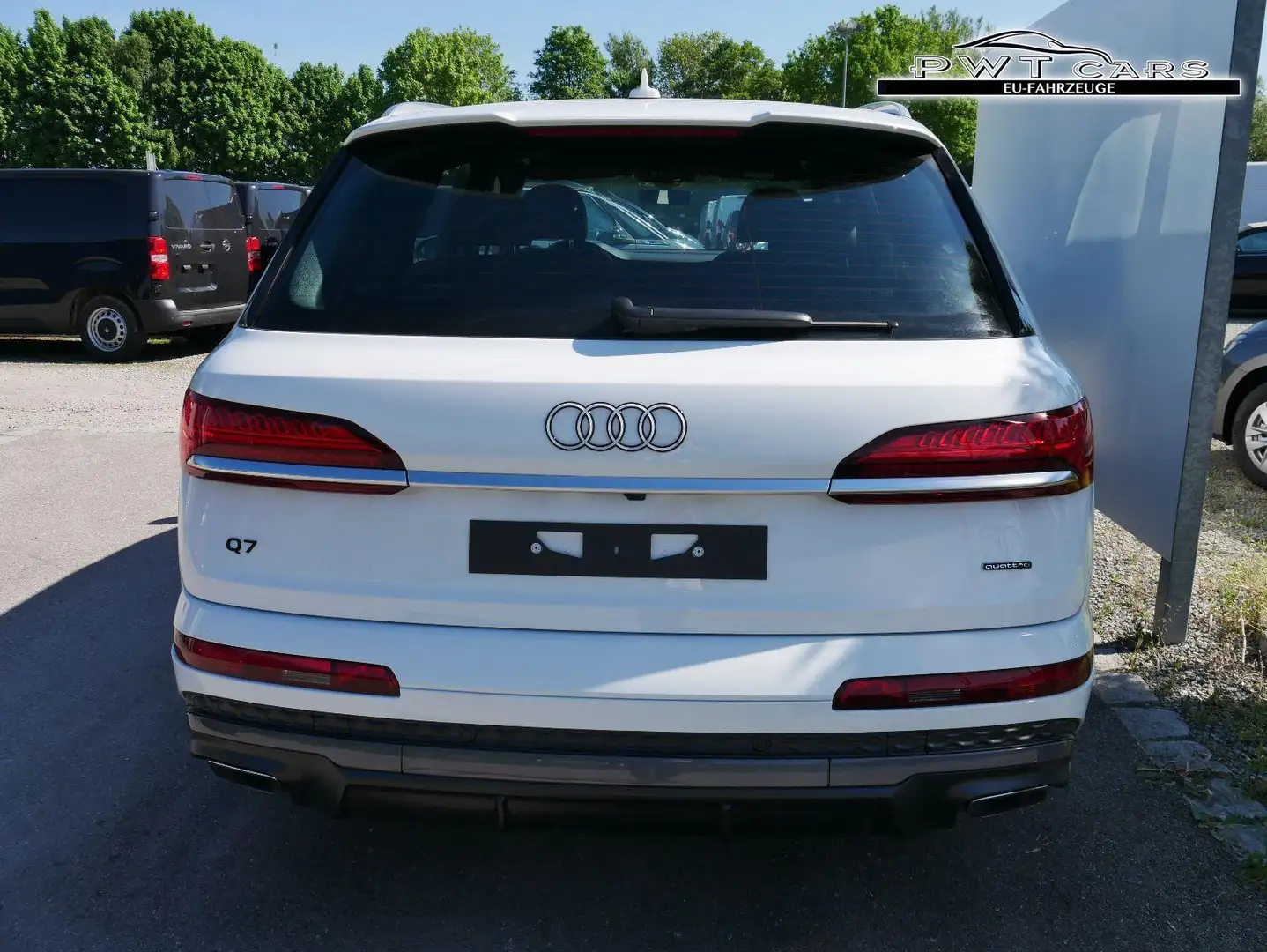Audi Q7 S line 45 TDI*4X4*AHK*LED*7-SITZE*20 ZOLL*PANO*... Wit - 2