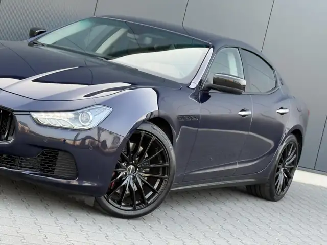 Maserati Ghibli view 6