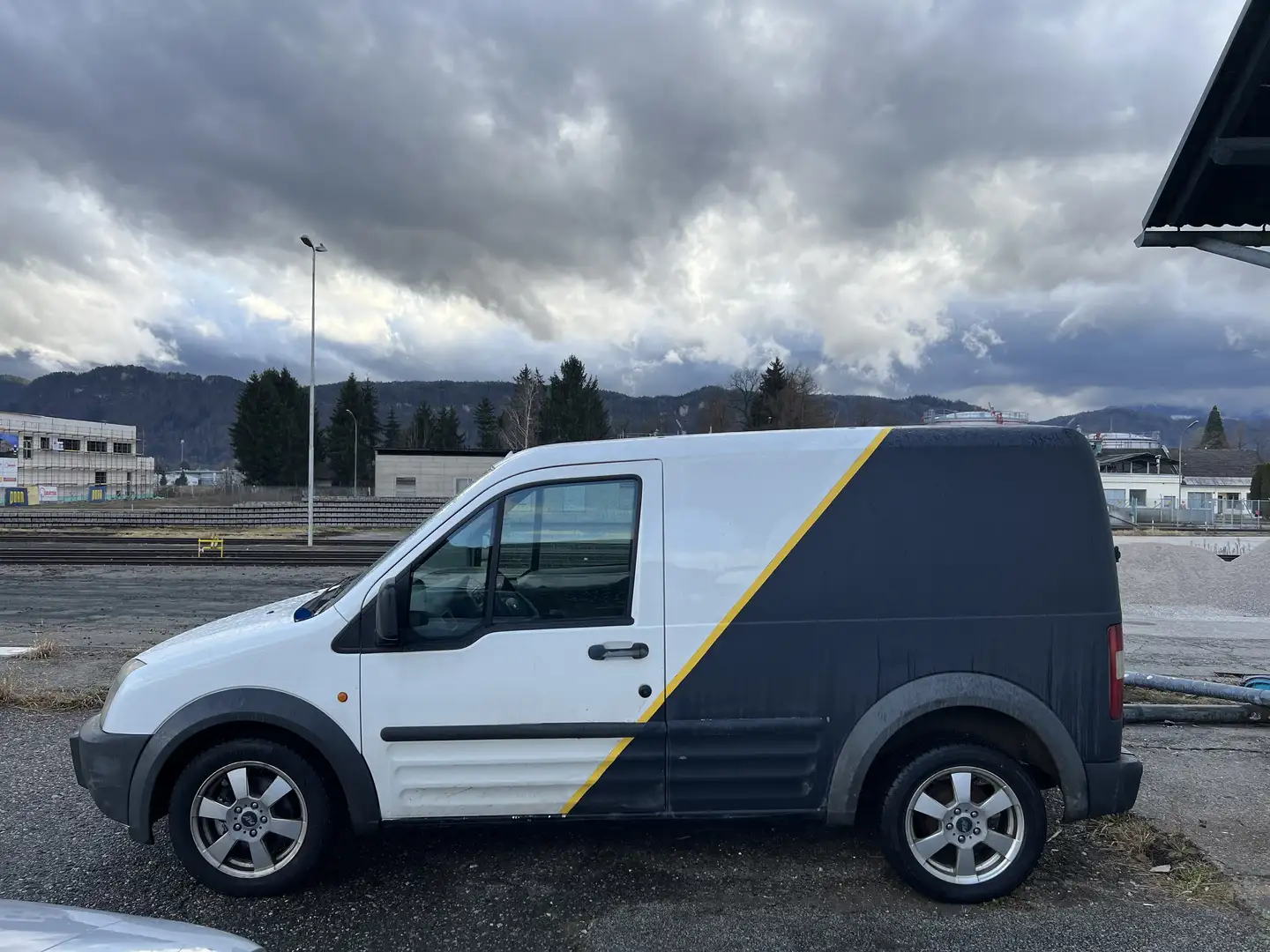 Ford Transit Connect - 1