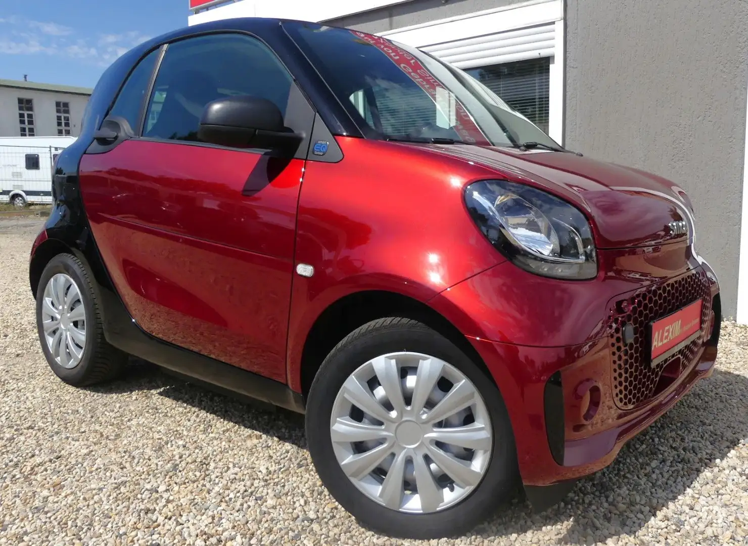 smart forTwo EQ/Temp/DAB/Klimaaut/Allwetterräder Rot - 2