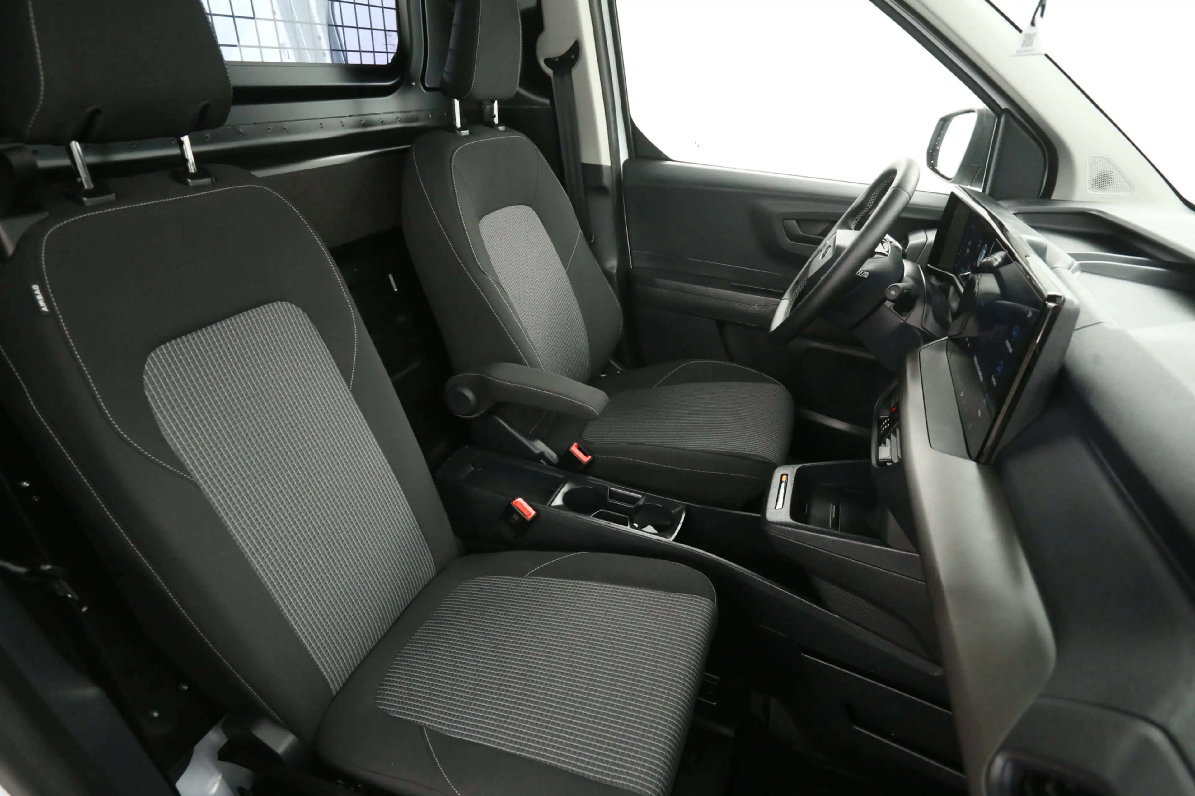 Ford Courier Elektrisch 54 kWh 136PK | NIEUW | Snelladen | Virt — photo 11
