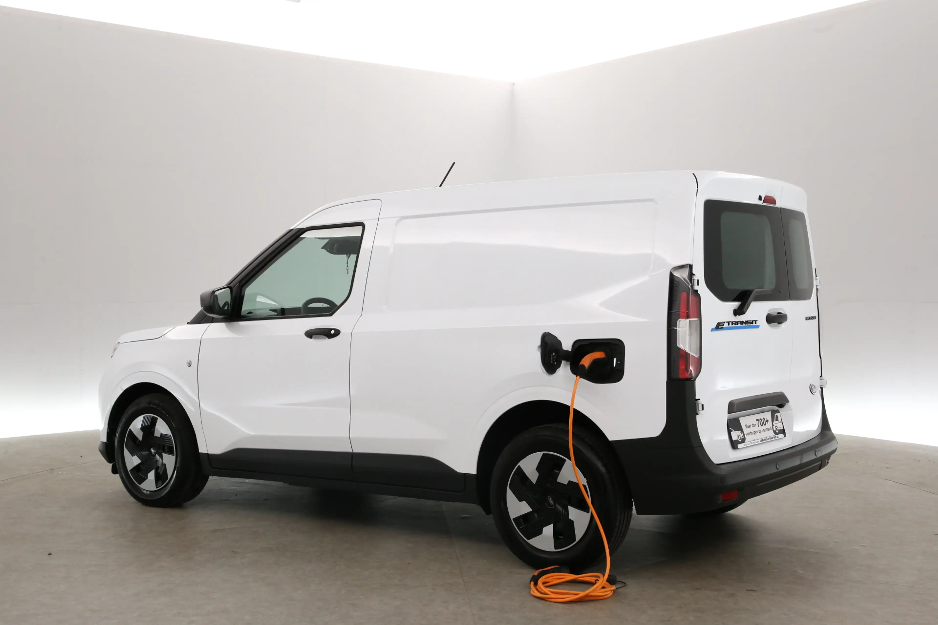 Ford Courier Elektrisch 54 kWh 136PK | NIEUW | Snelladen | Virt — photo 4