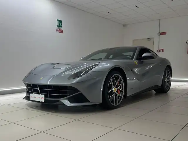 Ferrari F12 Berlinetta 6.3 dct FULL SERVICE FERRARI