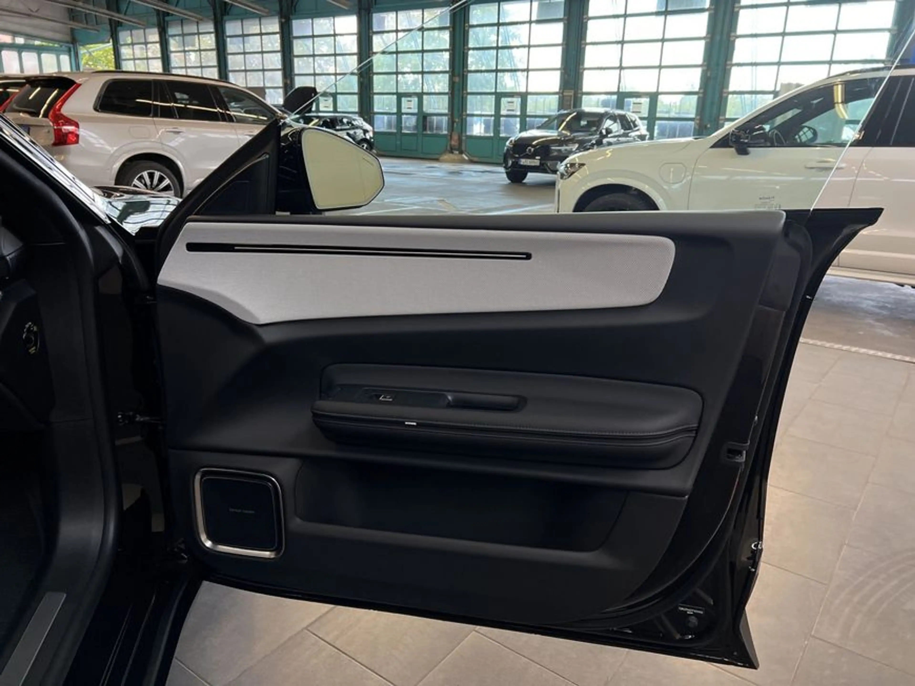 Polestar 4 Dual-Motor Prime MY2026 Glasd Pilot- Plus-Paket — photo 21