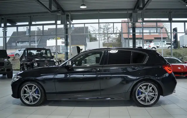 BMW 1 Series view 10