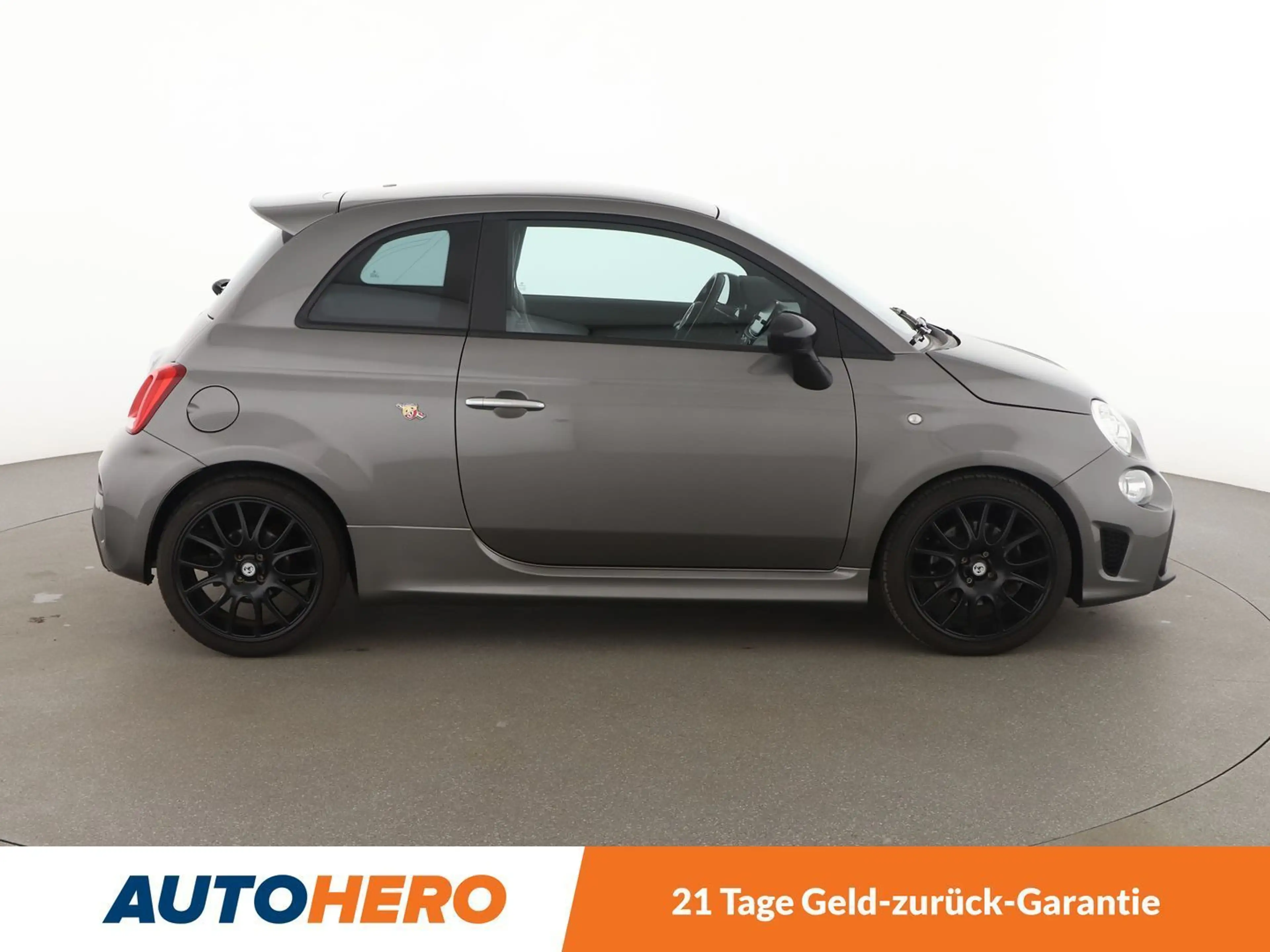 Abarth 595 1.4 Turbo F595 Aut.*NAVI*SPORTAUSPUFF*KLIMA* — photo 7