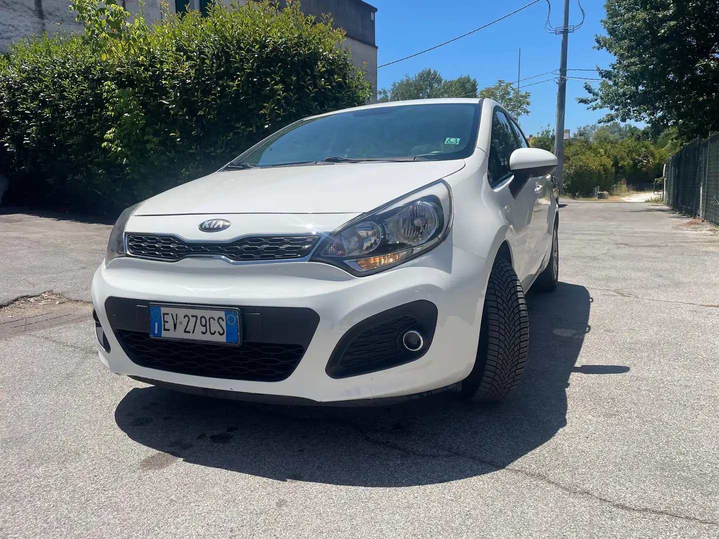 Kia Rio Rio III 2011 5p 1.1 crdi Active Bianco - 1