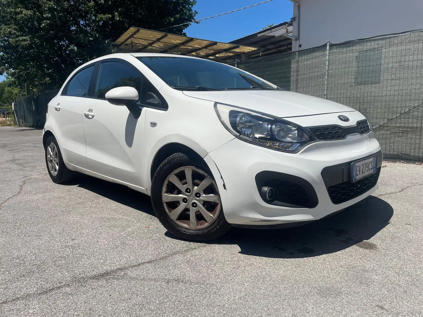 Kia Rio Rio III 2011 5p 1.1 crdi Active Bianco - 2