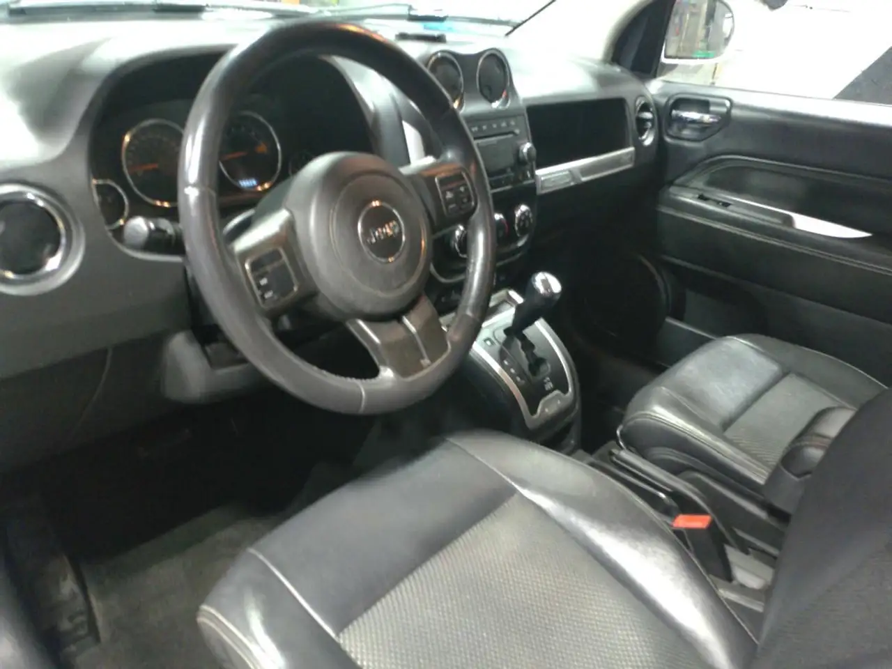 Jeep Compass photo Jeep Compass