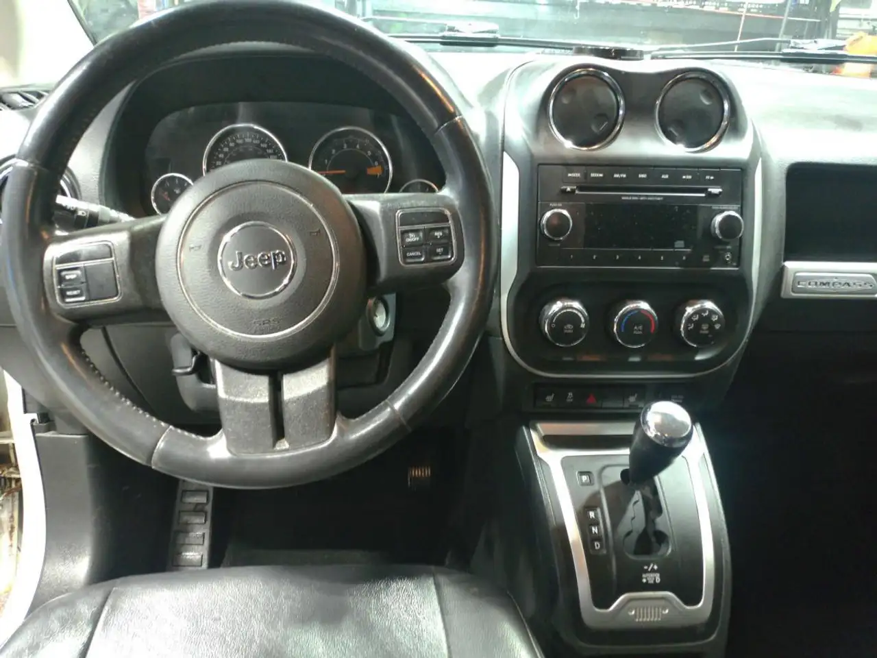 Jeep Compass photo Jeep Compass