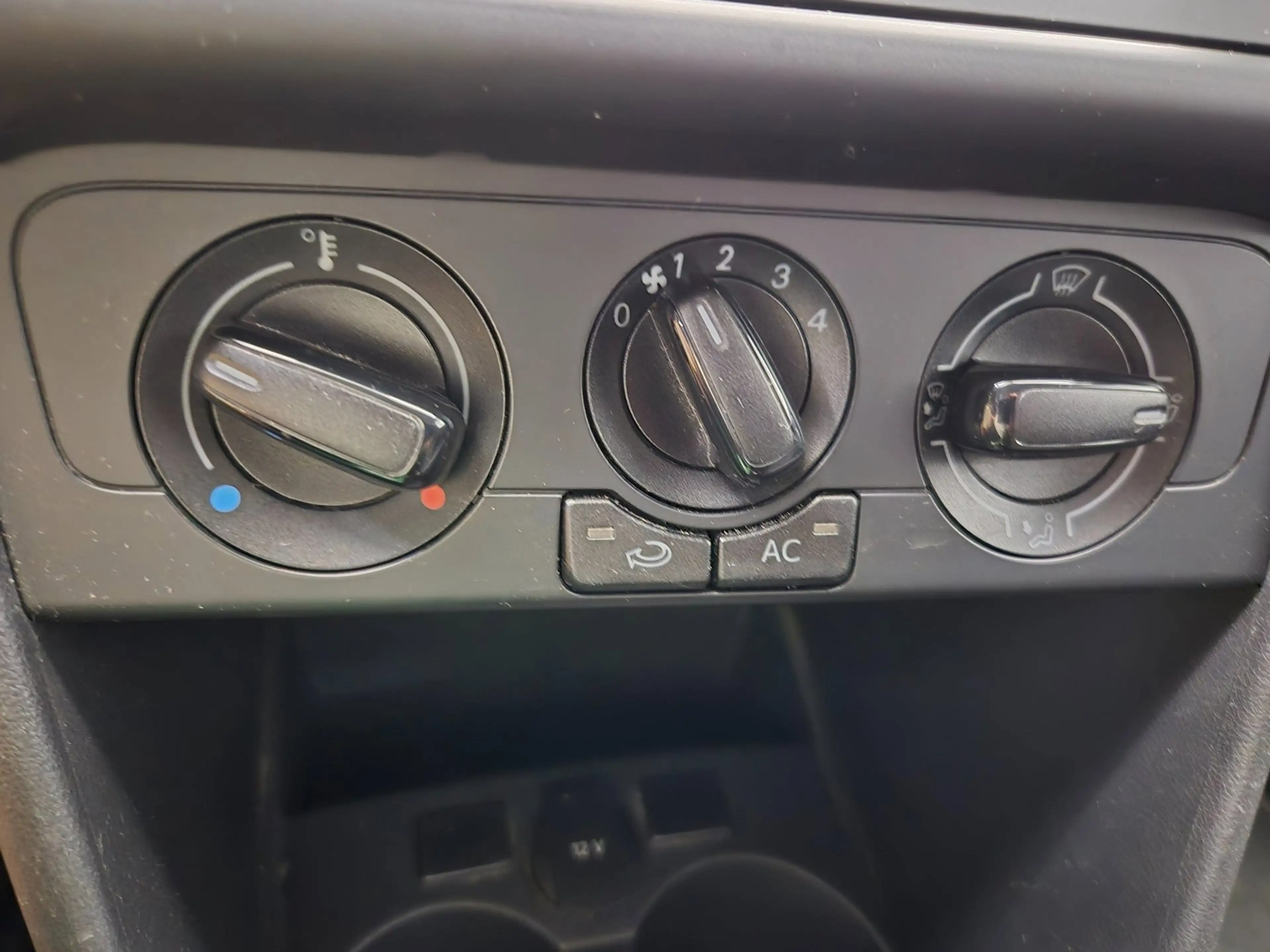 Volkswagen Polo 1.2 TSI Highline 5 Deurs Airco Bleu Tooth Alu Velg — photo 7