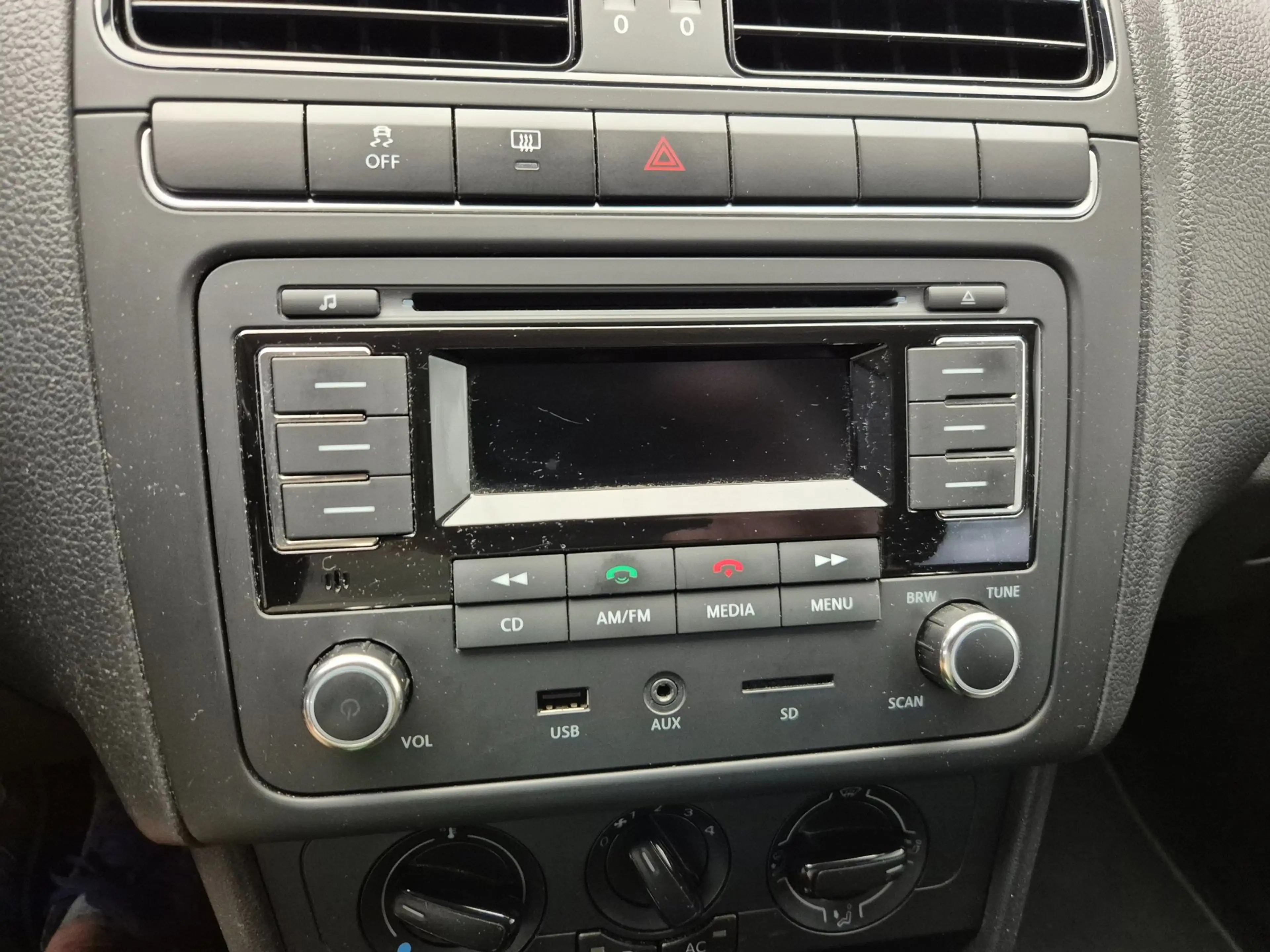 Volkswagen Polo 1.2 TSI Highline 5 Deurs Airco Bleu Tooth Alu Velg — photo 6