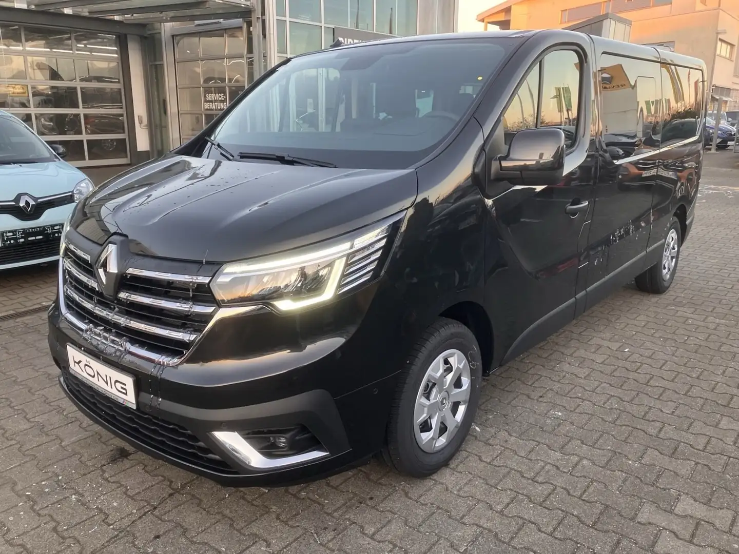 Renault Trafic Pkw Grand Life Blue dCi 150 EDC Schwarz - 1