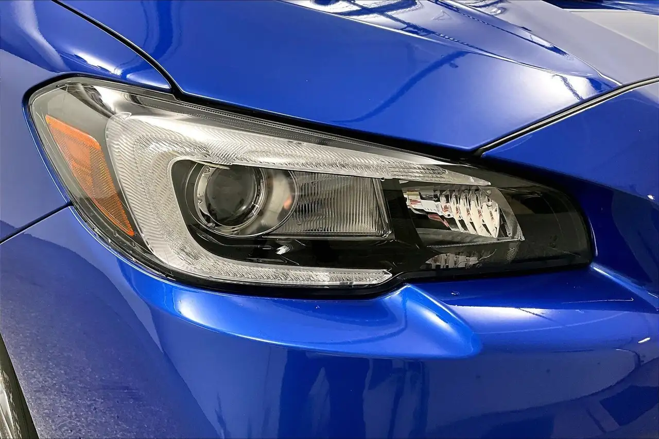 Subaru WRX снимка Subaru WRX