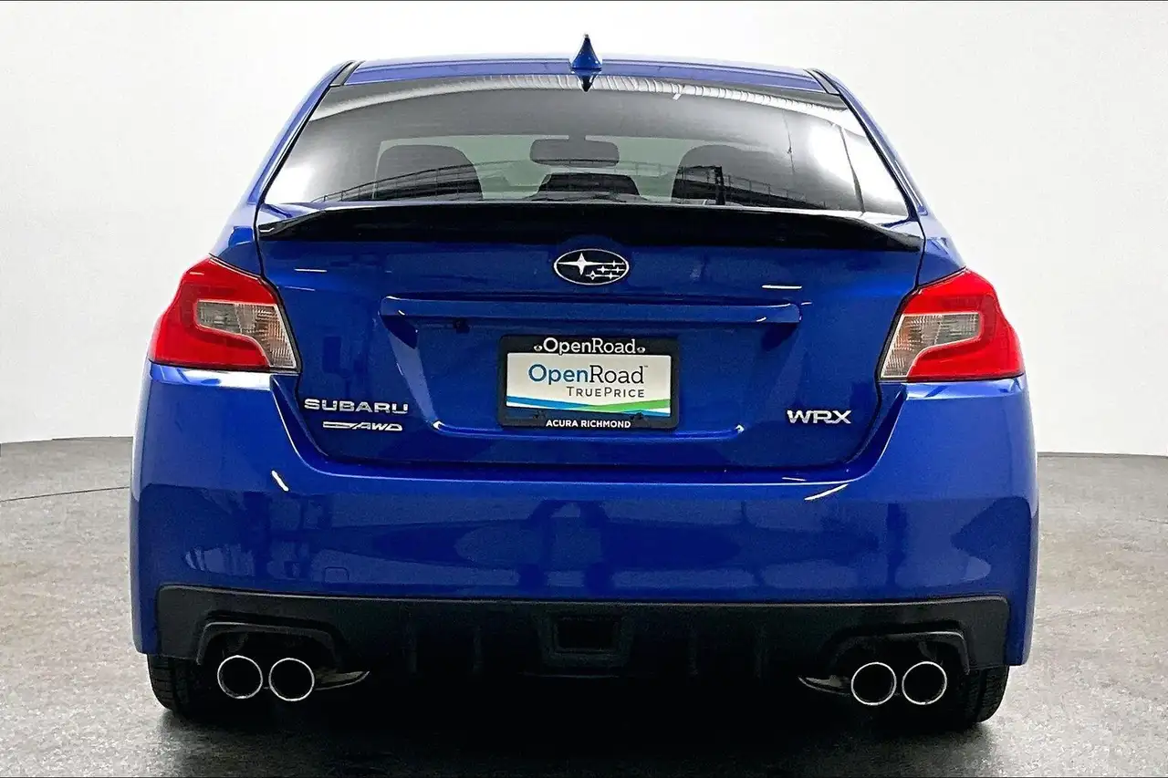 Subaru WRX снимка Subaru WRX
