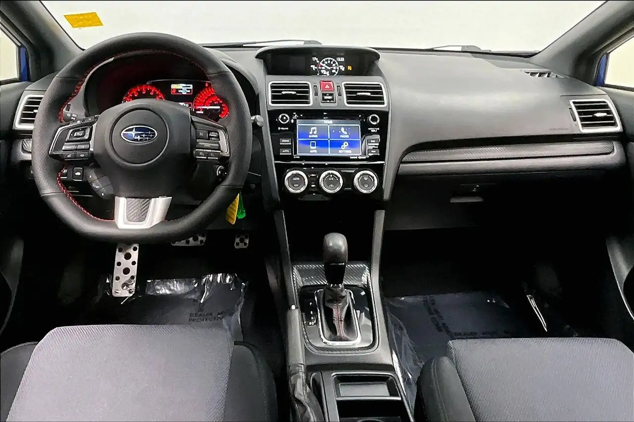 Subaru WRX снимка Subaru WRX