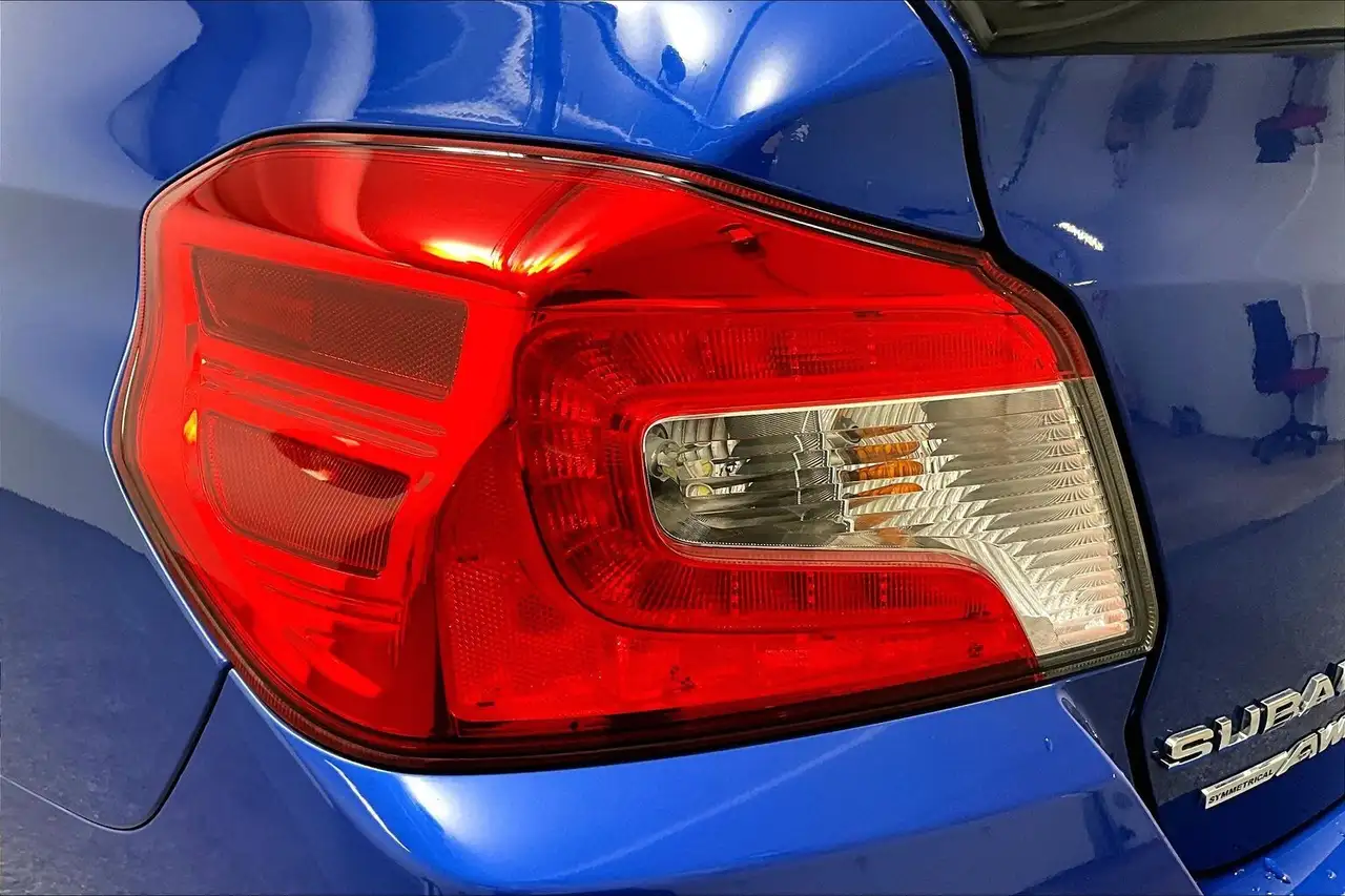 Subaru WRX снимка Subaru WRX