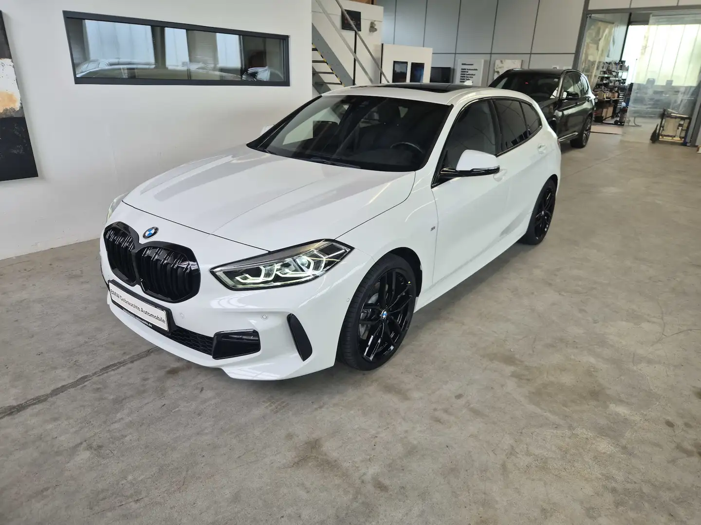 BMW 120 120i M Sport /NAVI/LED/PANO-SD/HIFI/LCP/KAMERA Blanc - 1