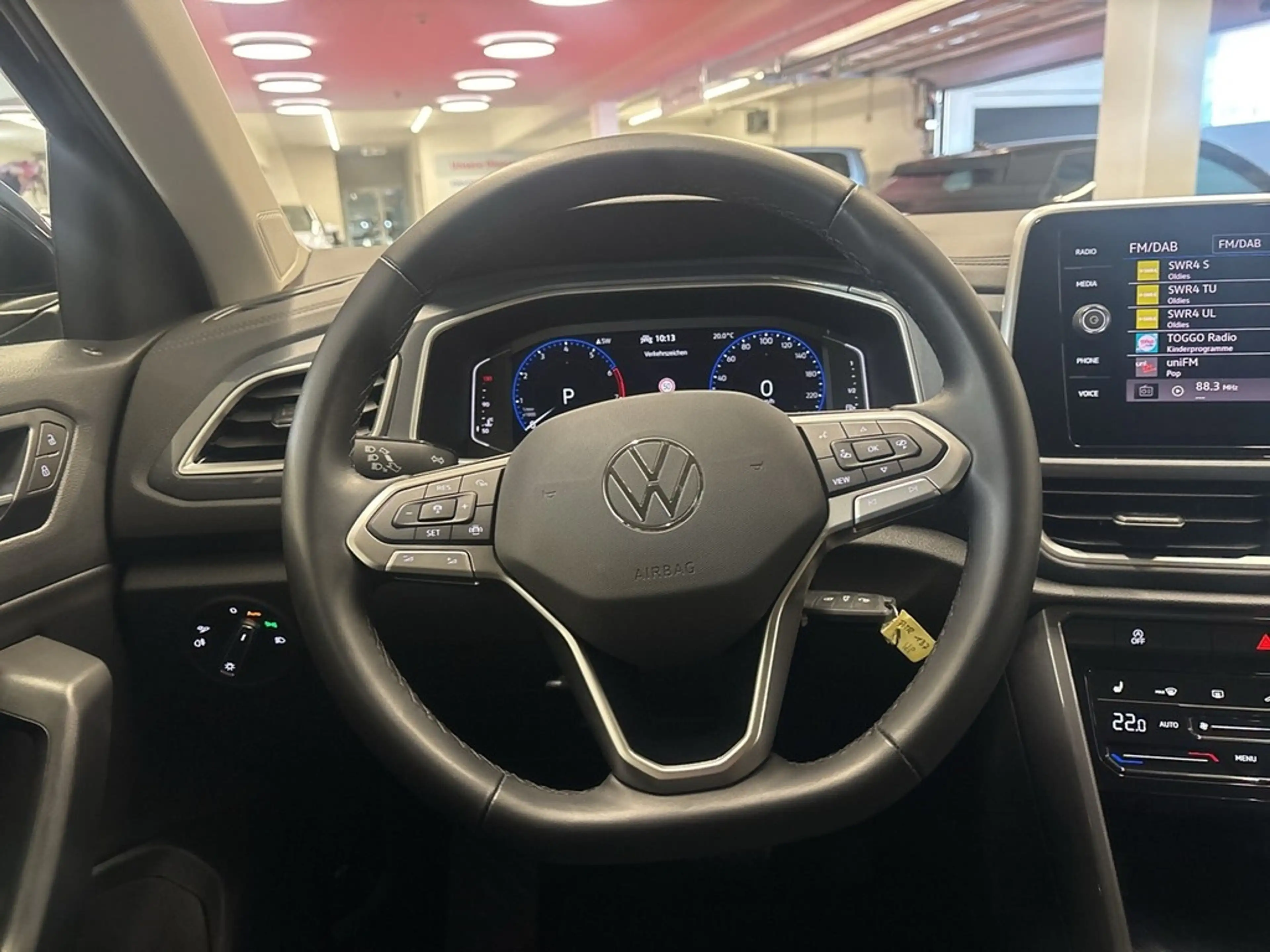 Volkswagen T-Roc Style 1.5 TSI DSG Navi LED ACC Rückfahrkamera — photo 8