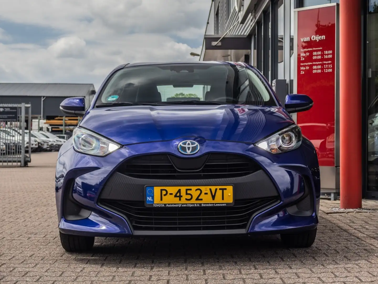 Toyota Yaris 1.5 Hyb. Active Blauw - 2