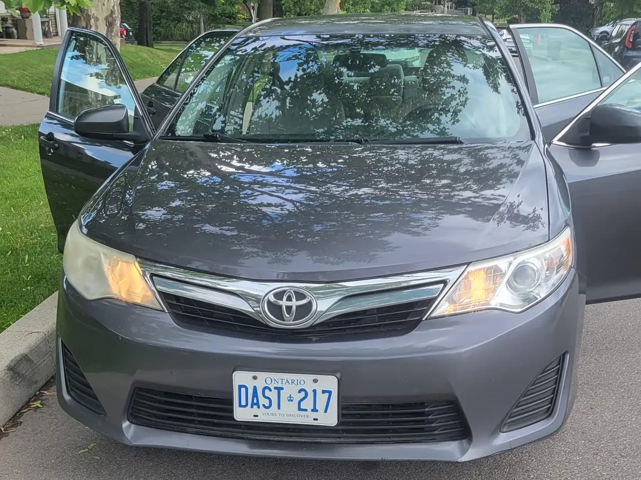 Toyota Camry photo Toyota Camry