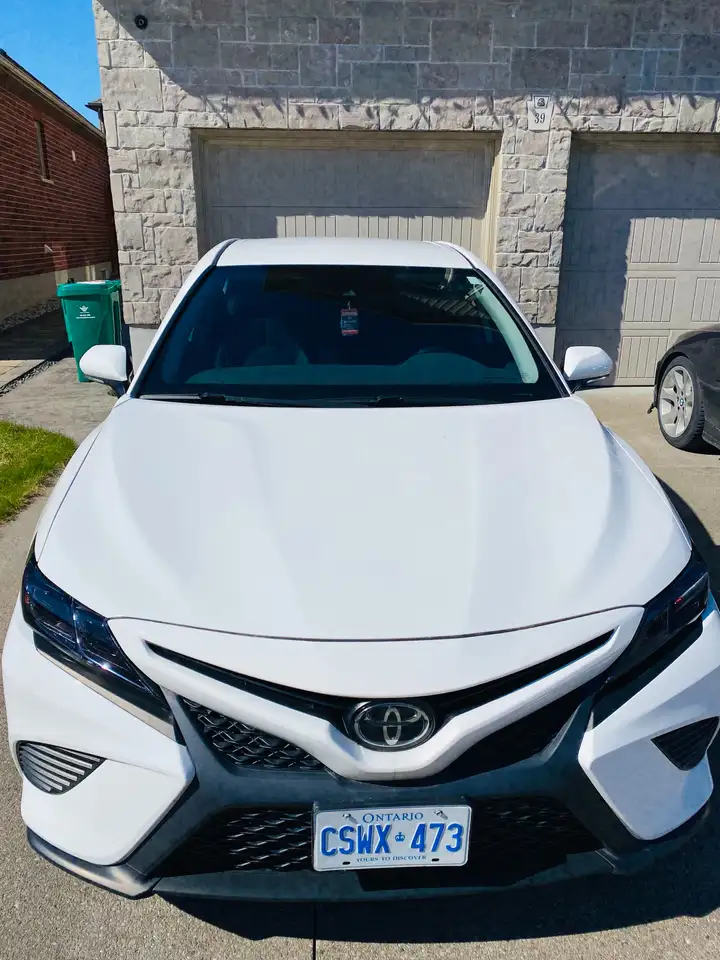 Toyota Camry снимка Toyota Camry
