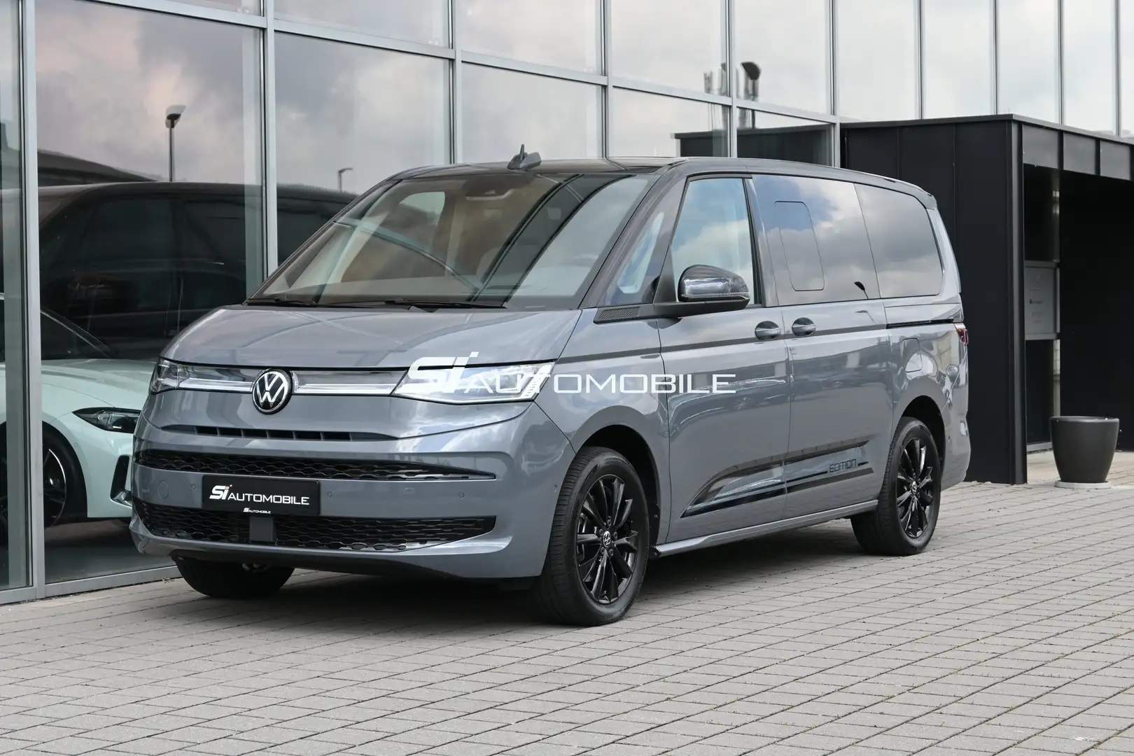 Volkswagen T7 Multivan 2,0 TDI DSG Edition Lang *AHK*HUD*HARMAN*PANO*STHZ Gris - 1