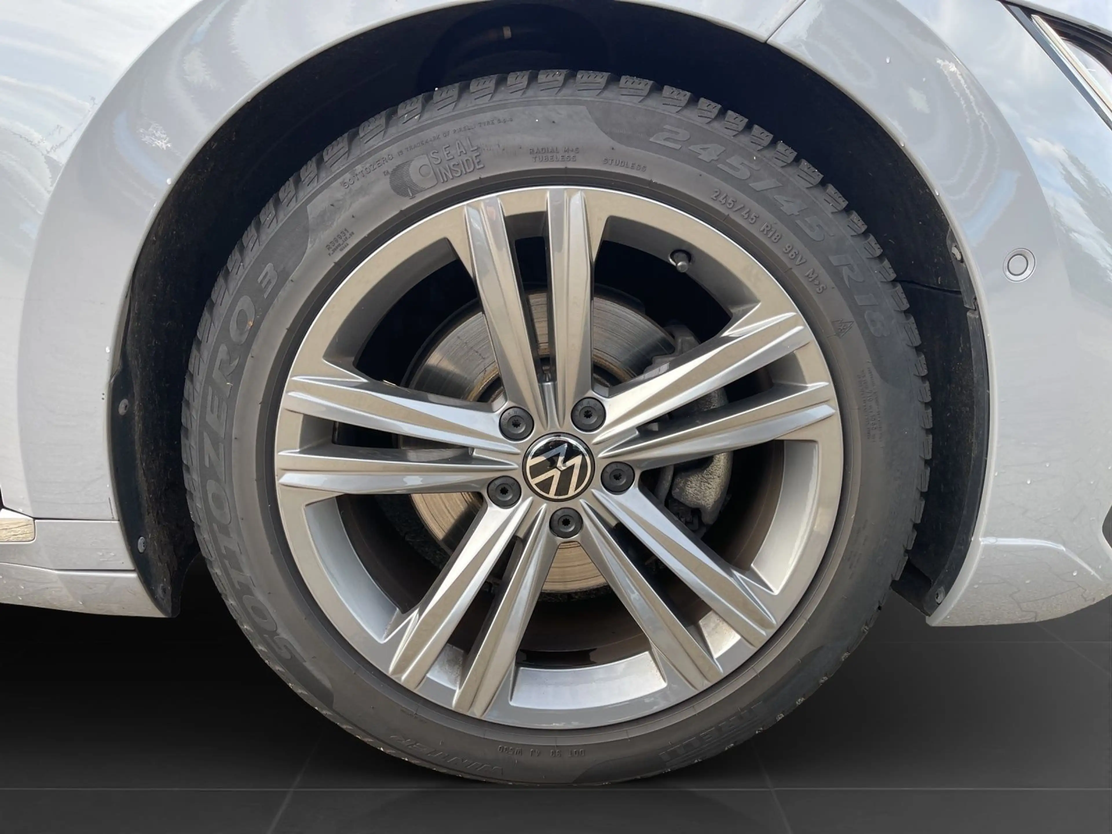 Volkswagen Arteon 2.0 TSI DSG R-LINE ST.HEIZ — photo 7