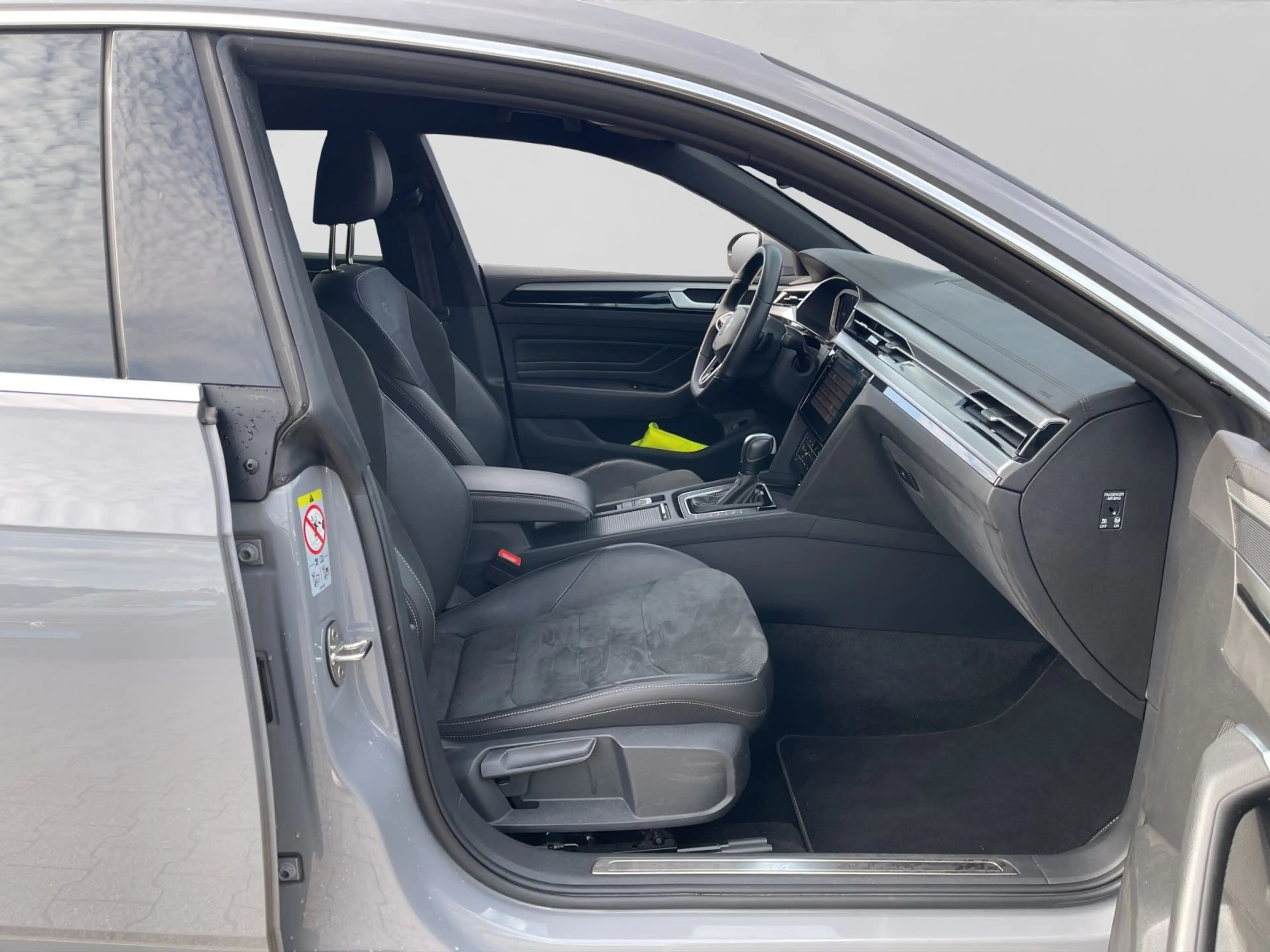 Volkswagen Arteon 2.0 TSI DSG R-LINE ST.HEIZ — photo 4