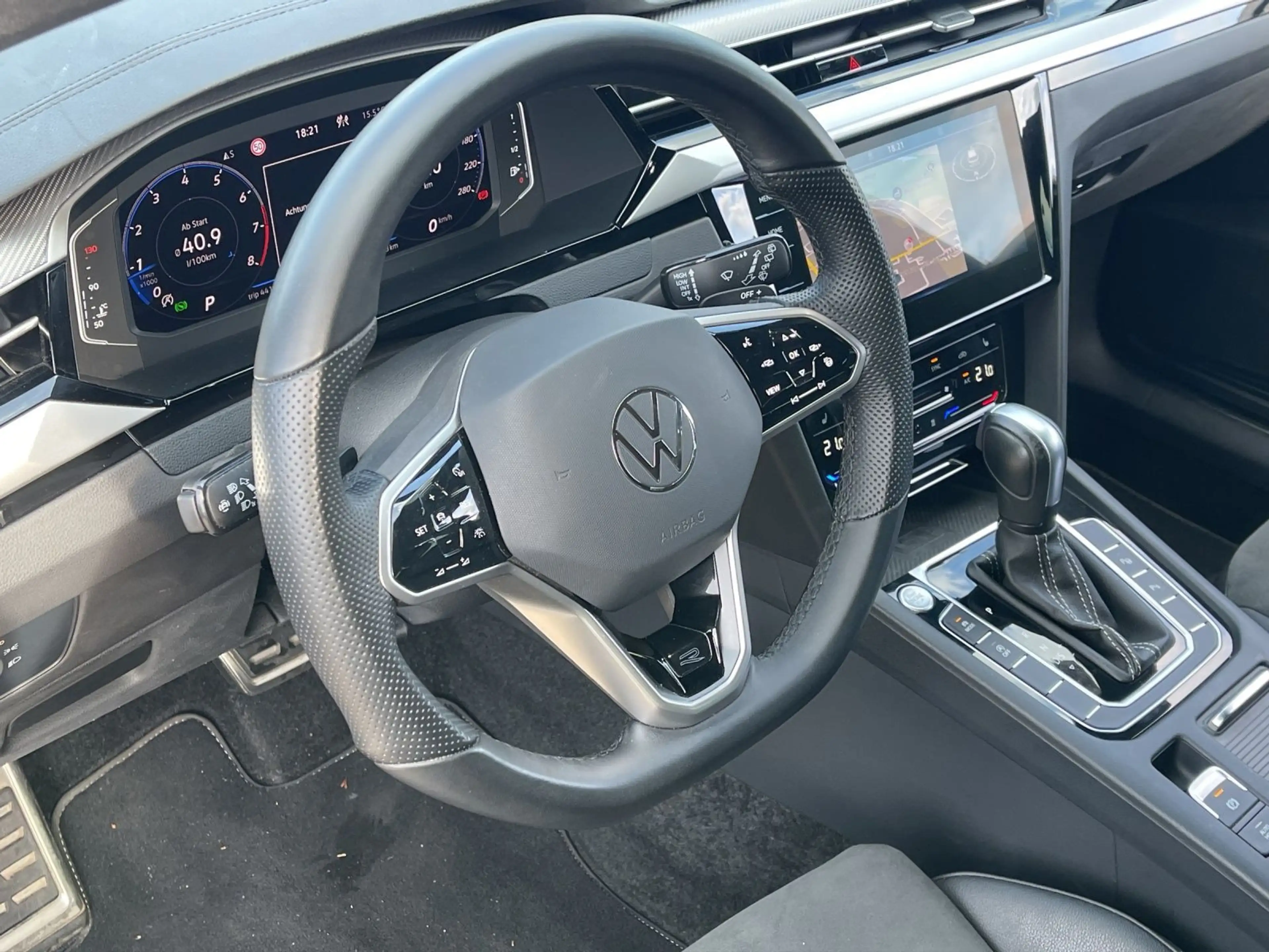 Volkswagen Arteon 2.0 TSI DSG R-LINE ST.HEIZ — photo 9