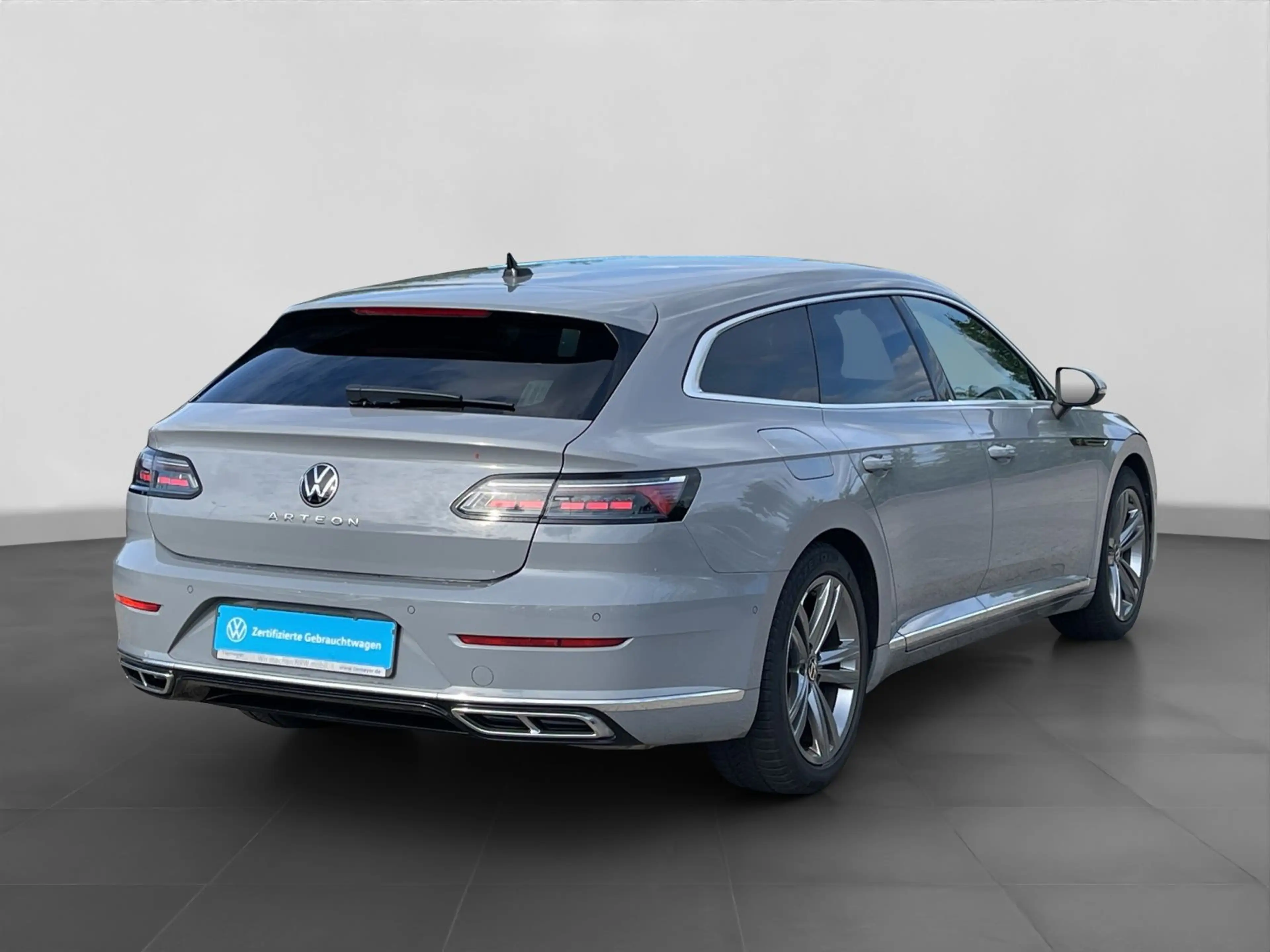 Volkswagen Arteon 2.0 TSI DSG R-LINE ST.HEIZ — photo 3