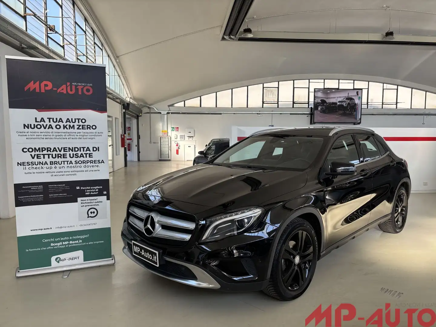 Mercedes-Benz GLA 200 GLA 200d Automatic Sport Nero - 1
