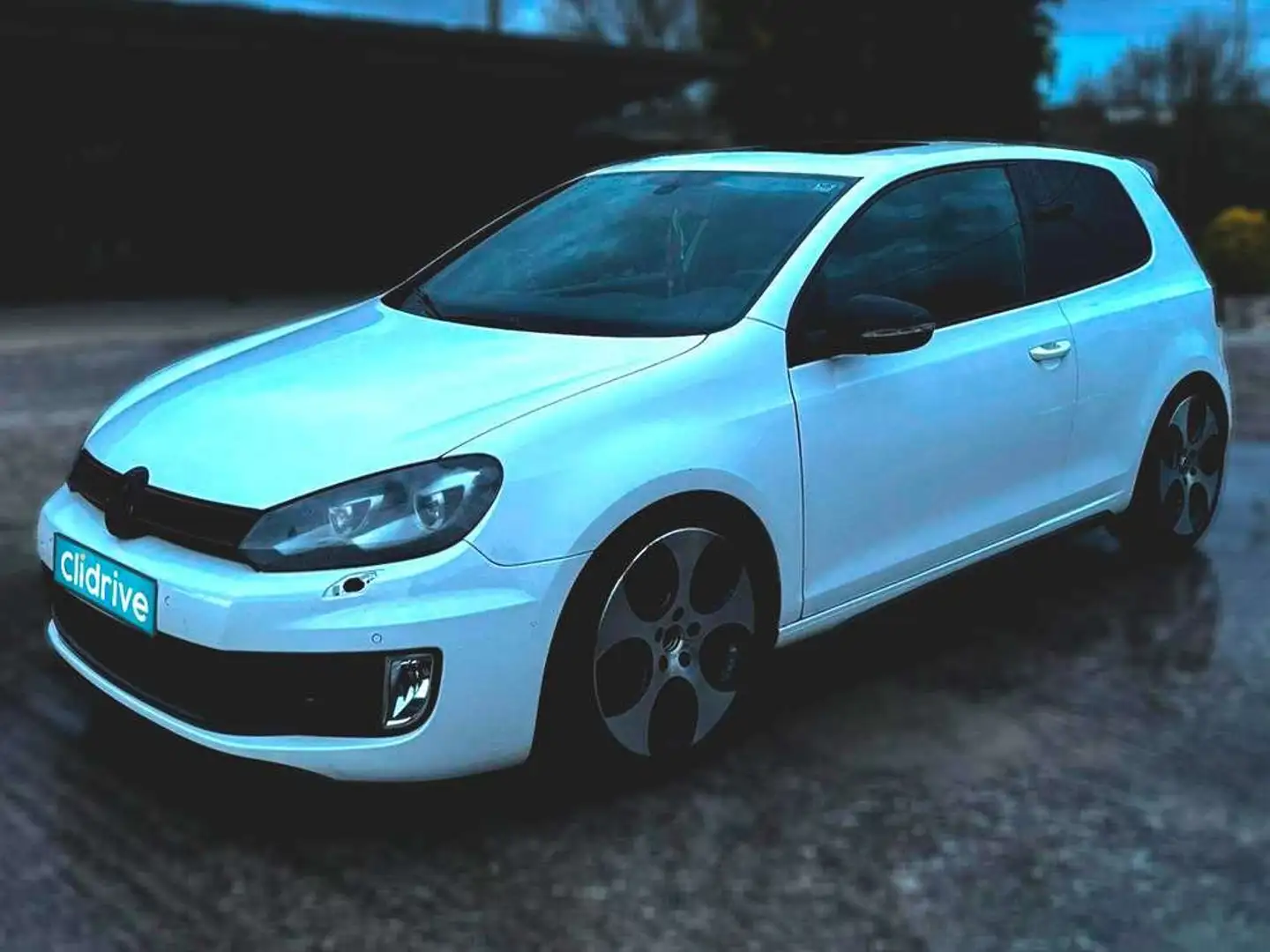 Volkswagen Golf GTI 2.0 TSI Blanc - 2