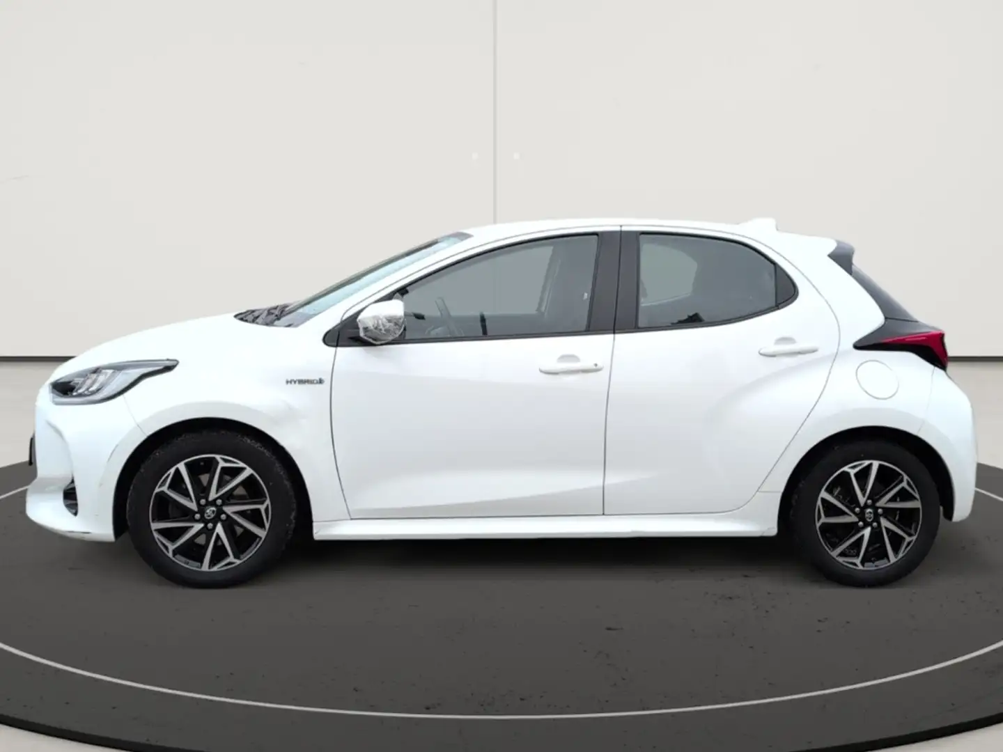 Toyota Yaris Hybrid Team Deutschland Navi LED Apple CarPlay And White - 2