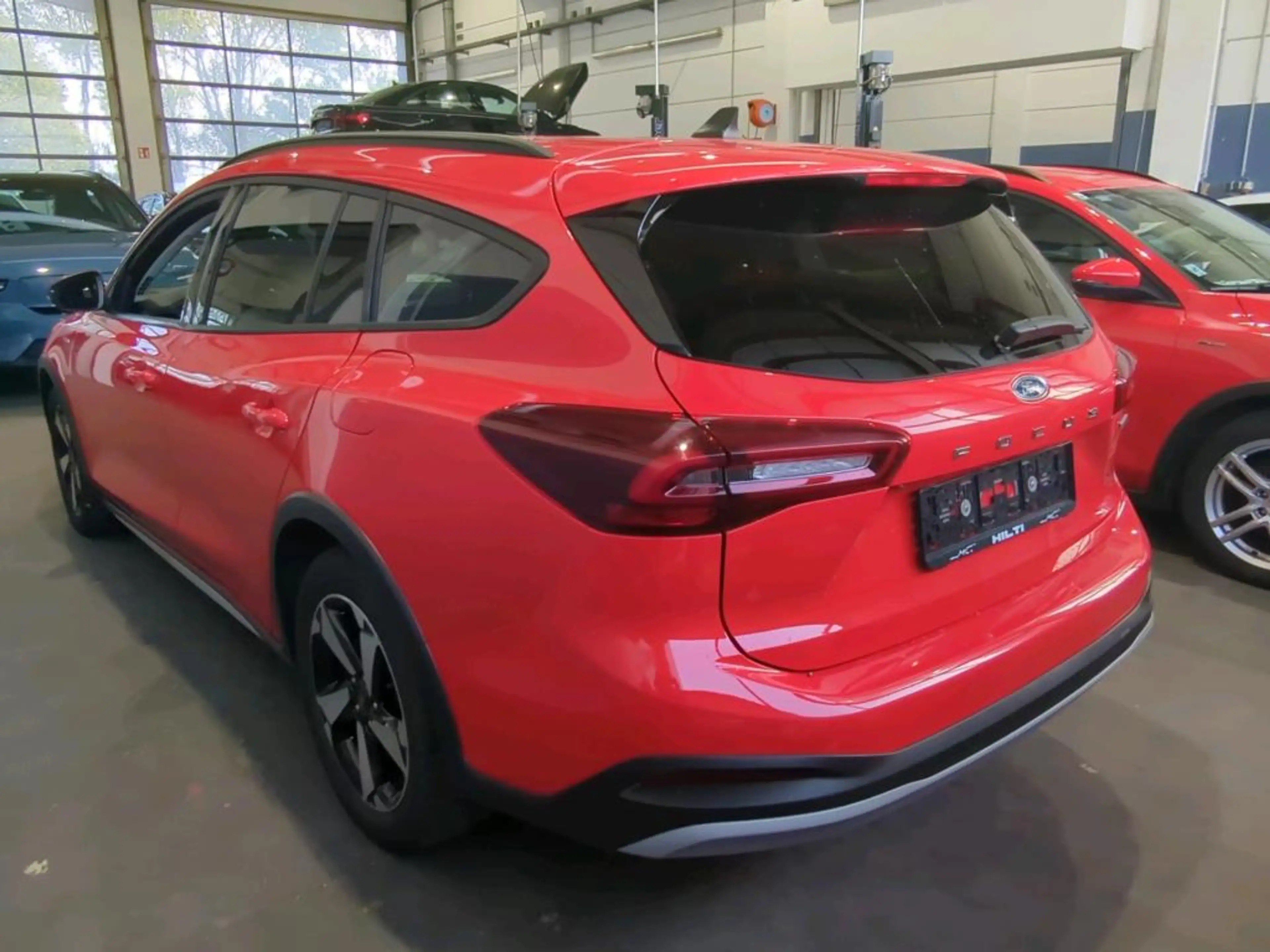 Ford Focus Active Turnier * Neues Modell, PDC, LED, Navi, usw.. — photo 2