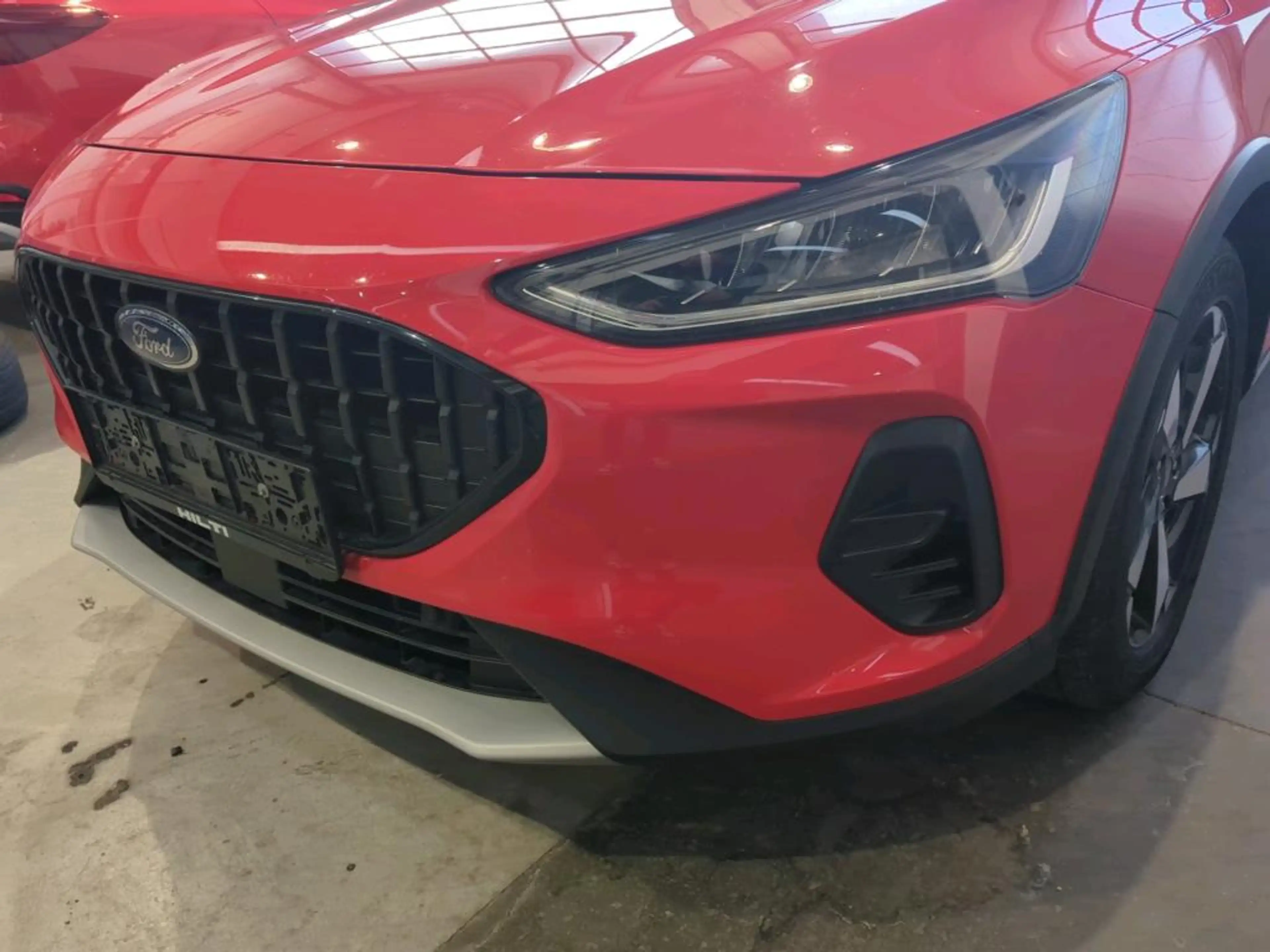 Ford Focus Active Turnier * Neues Modell, PDC, LED, Navi, usw.. — photo 3